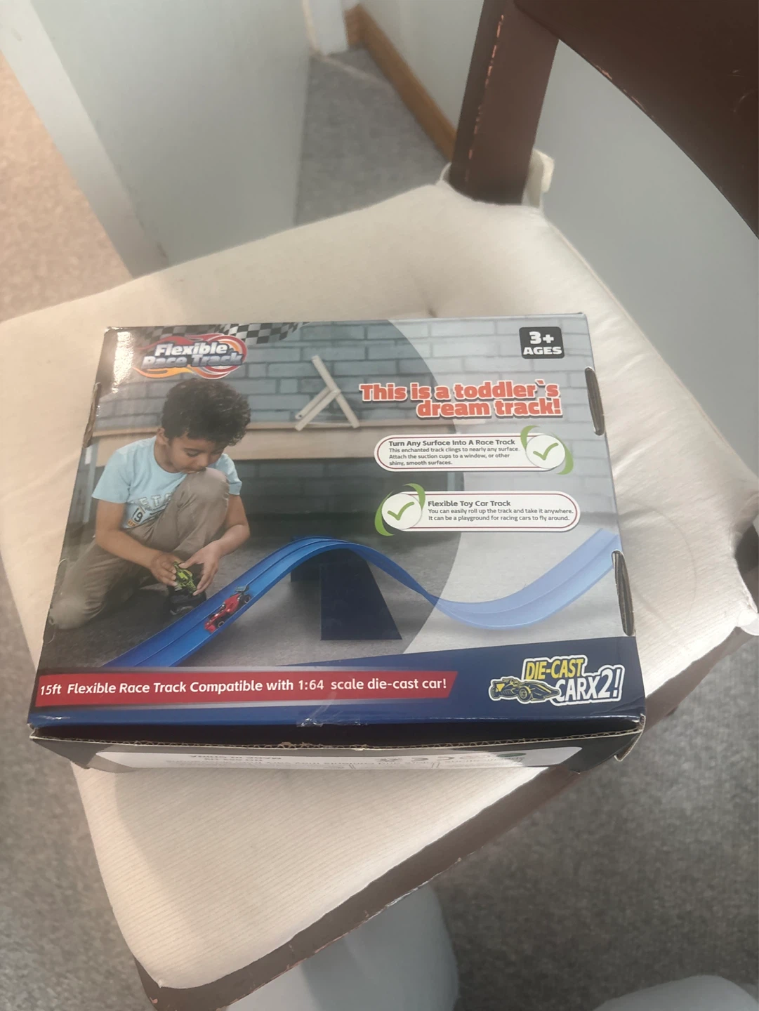 Flexible Race Track with 1:64 Scale Die-Cast Car Compatibility