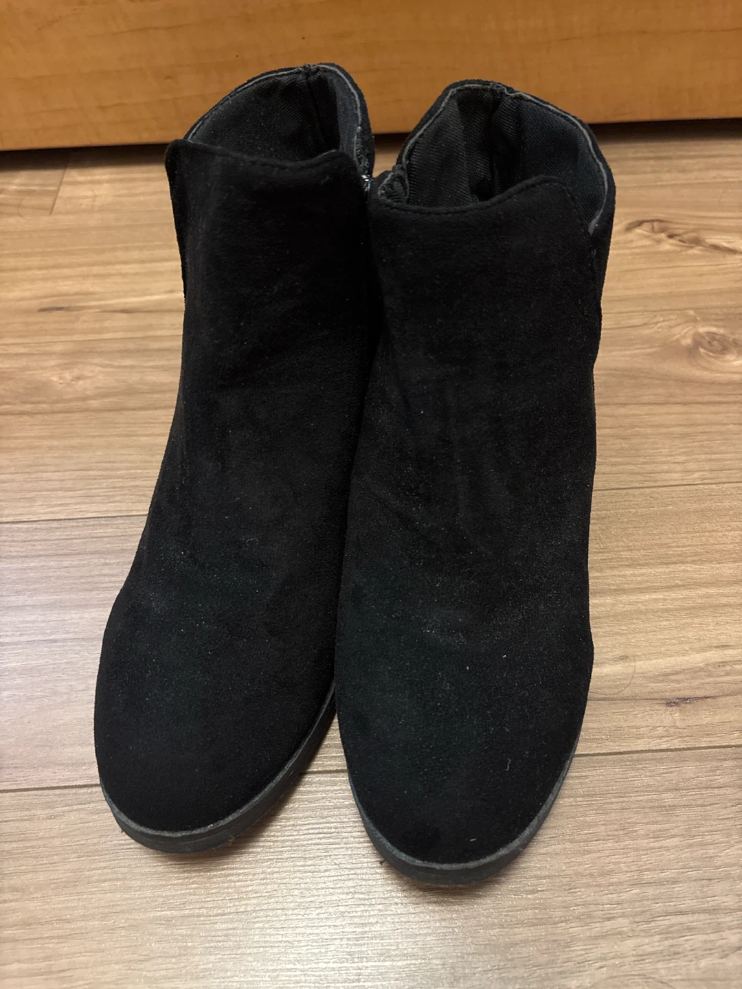 Black Suede Ankle Boots - photo 2