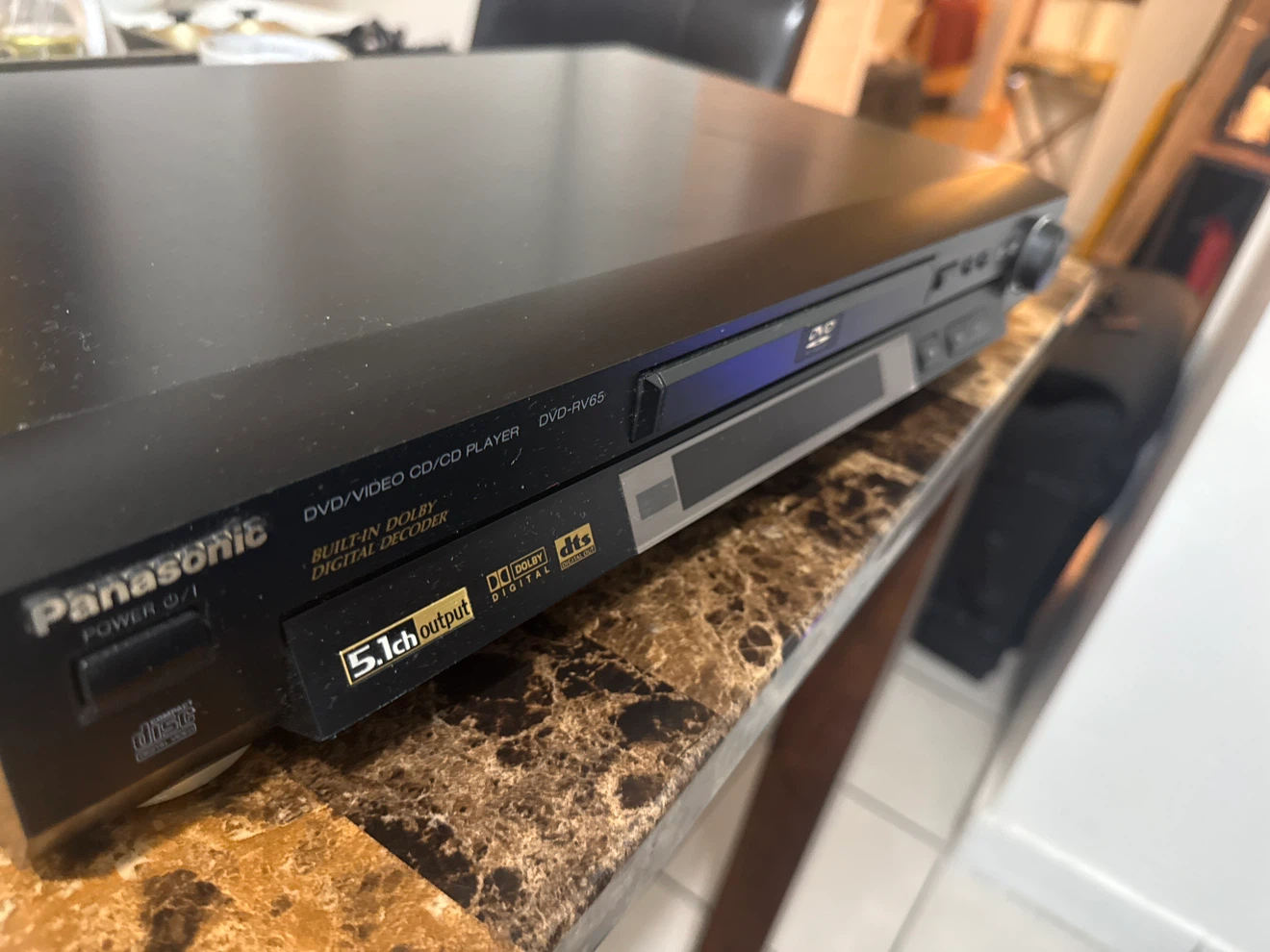Panasonic DVD-RV65 DVD/CD Player