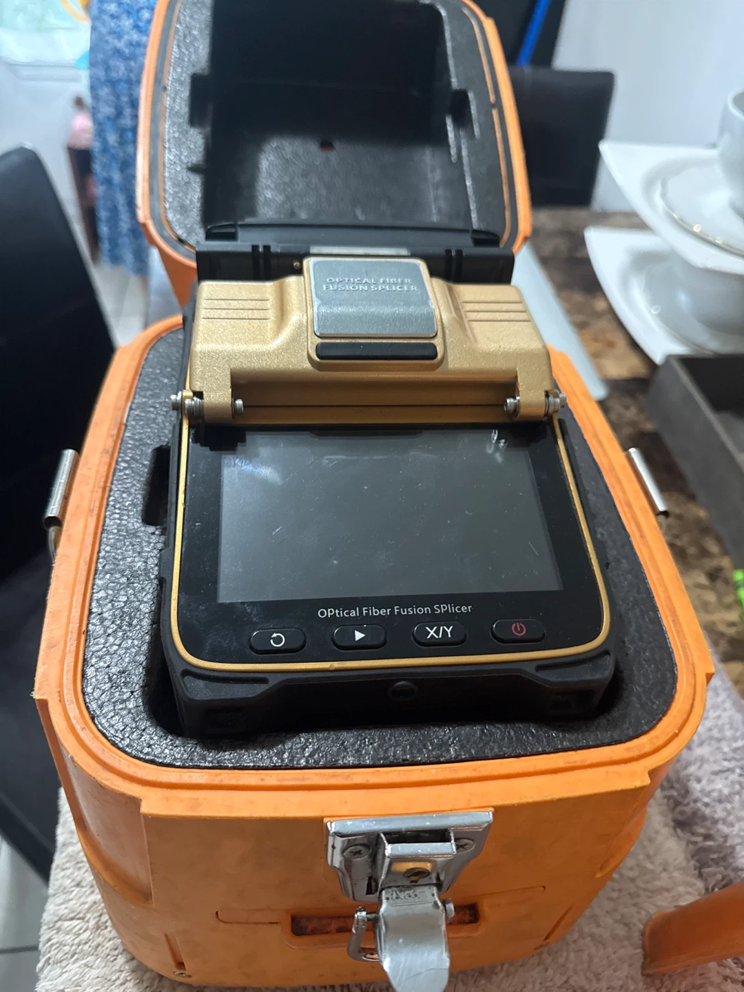 Optical Fiber Fusion Splicer with Carrying Case