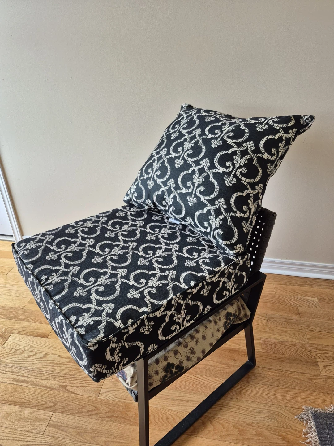 4 units by Black and white patterned patio cushions
