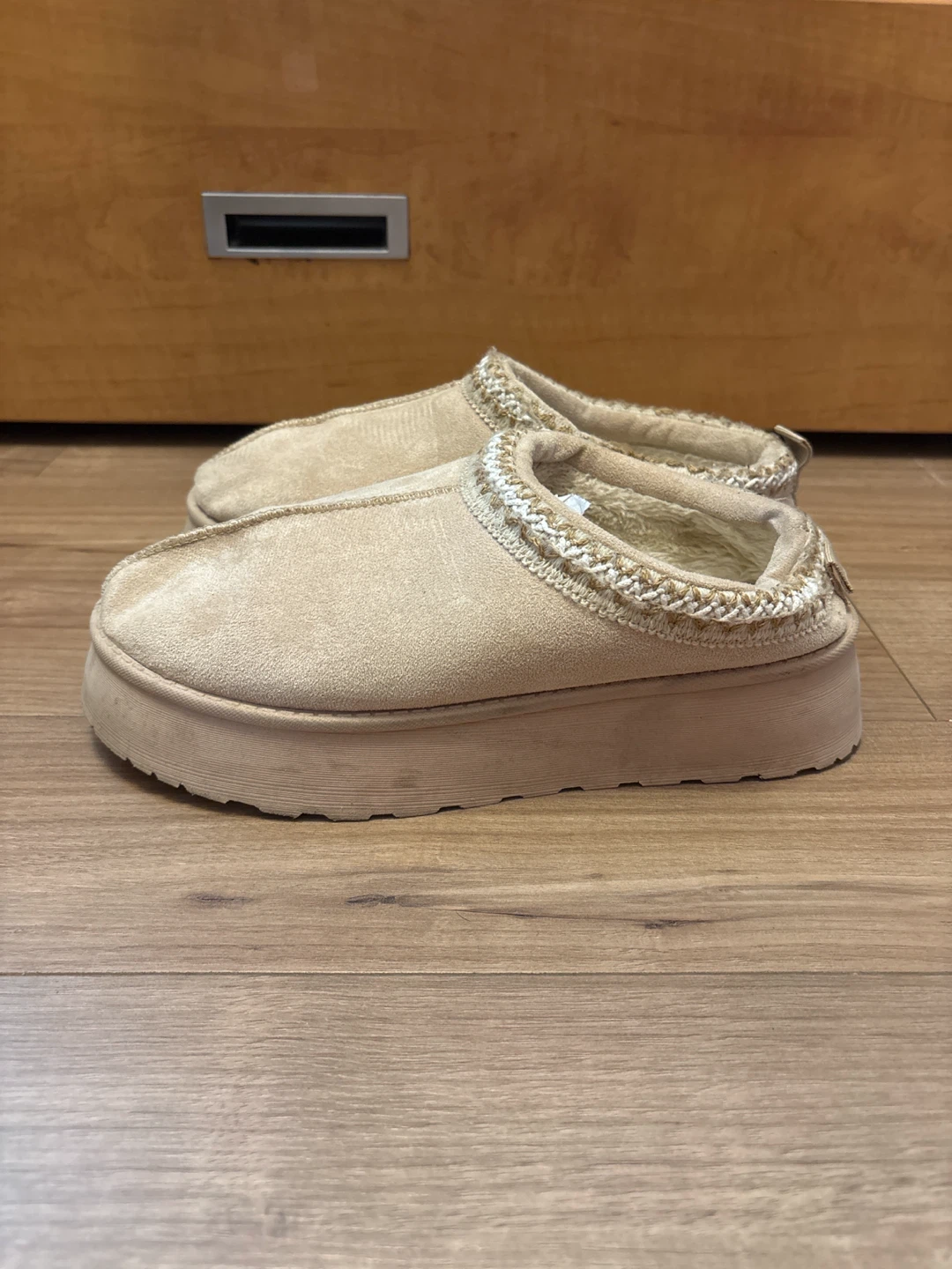 Faux Sheepskin Clogs - photo 2