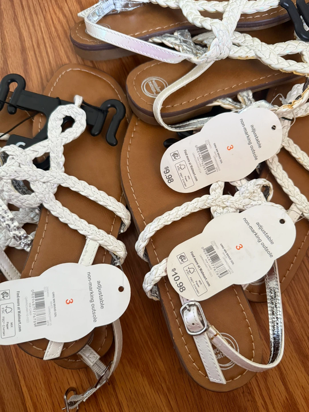 Wonder Nation & Justice Girls Sandals - Size 2 & 3 - photo 3