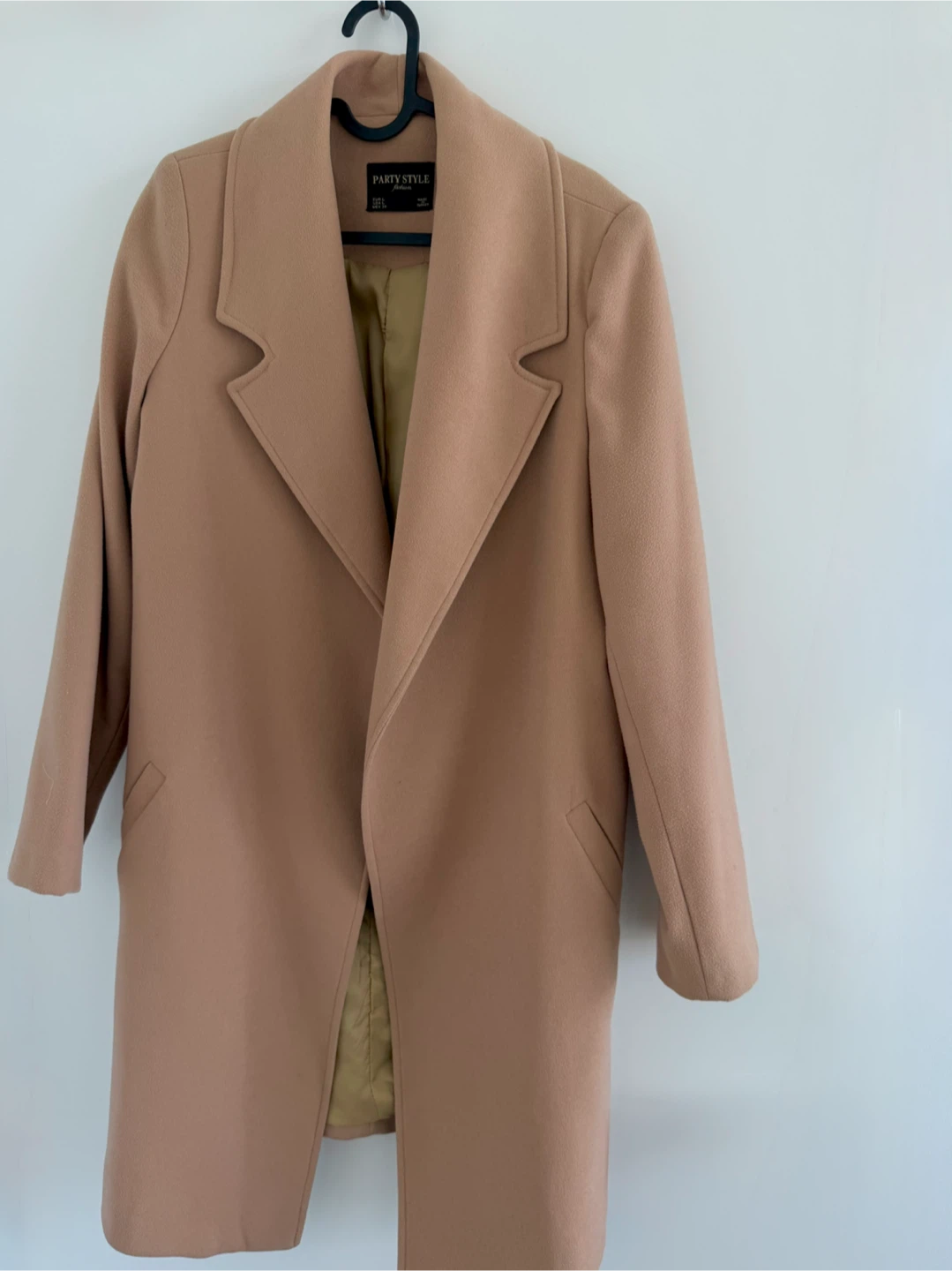 Women’s Tan Coat