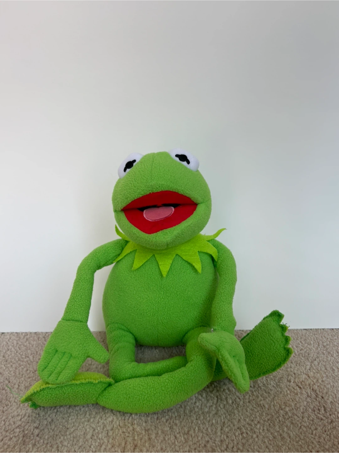 Kermit the Frog posable Plush Toy - photo 4
