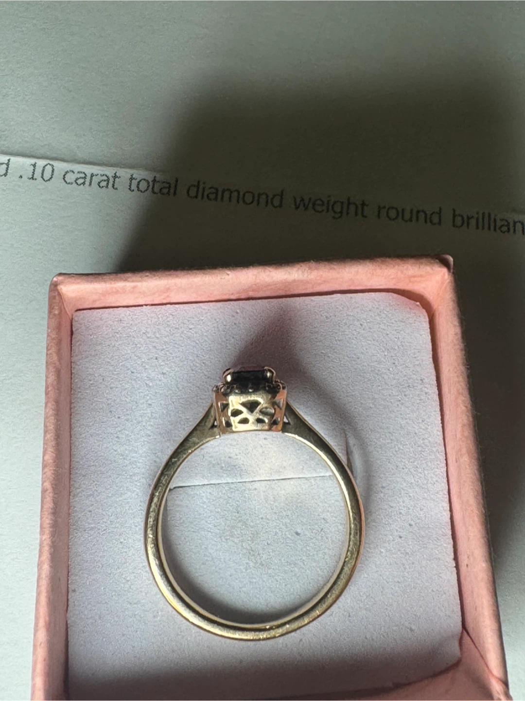 Michael Hill 10 Karat Yellow Gold Halo Ring 3 grams, Size 5.5 - photo 5