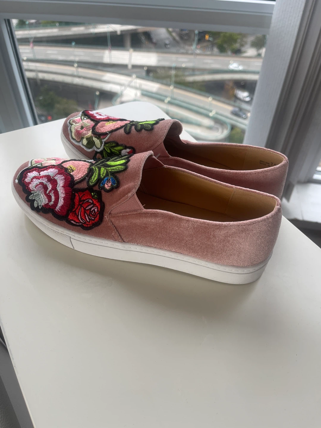 Brand new shoes , never worn