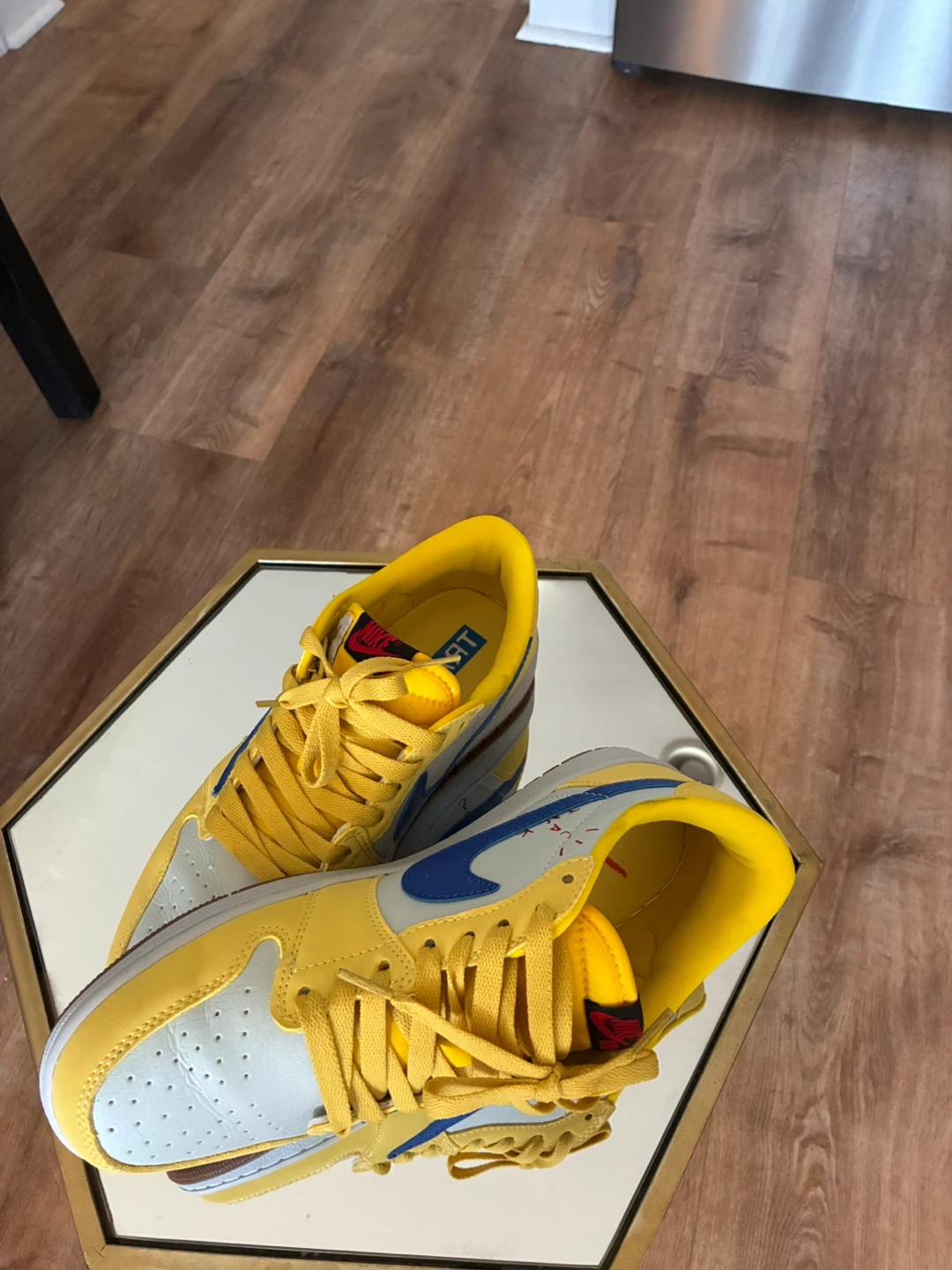 Nike Air Jordan 1 Low Cactus Jack - photo 2