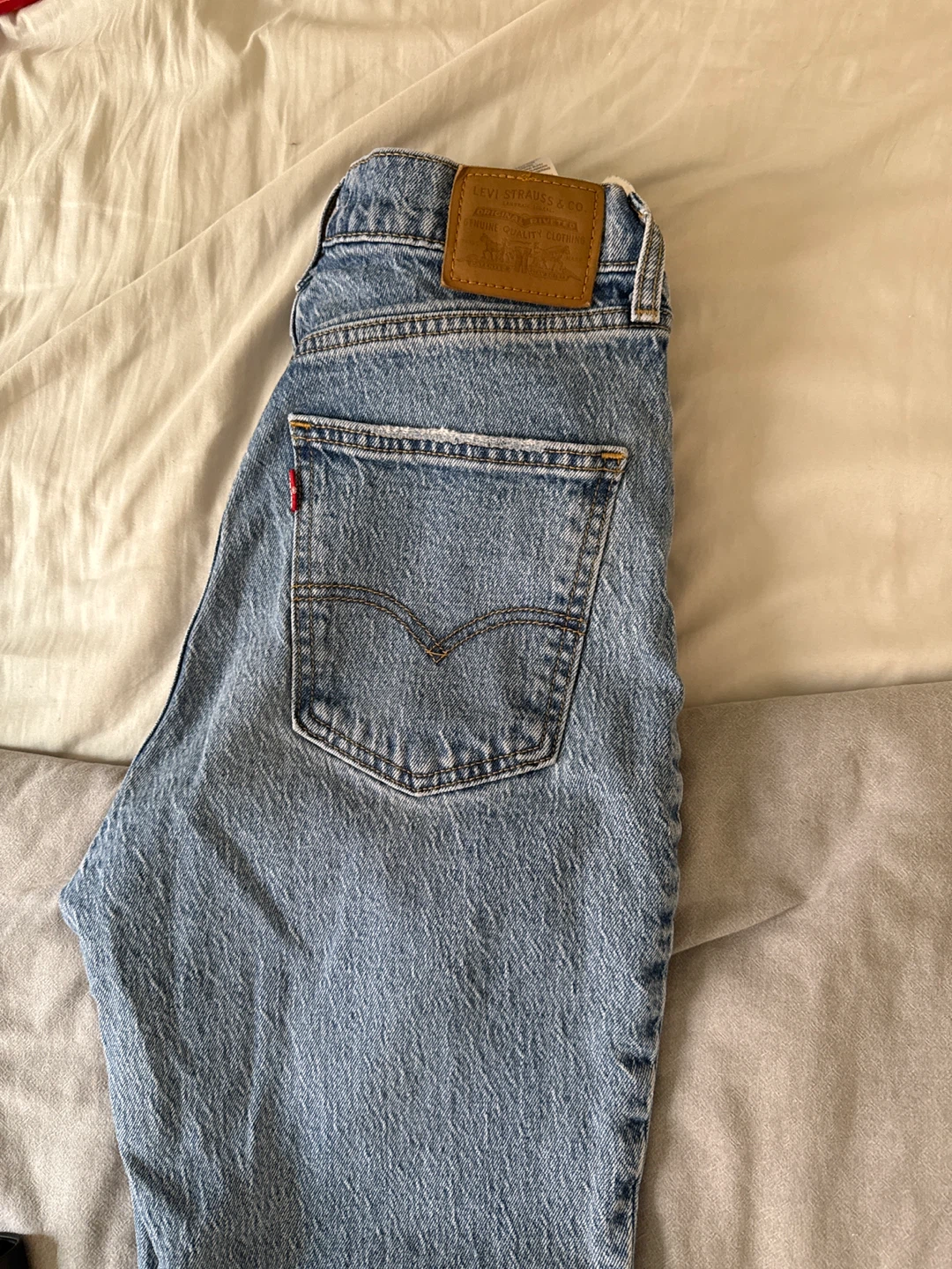Levi's 725 High Flare Jeans Size 28 - photo 2