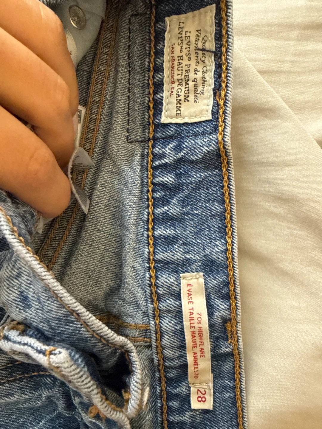 Levi's 725 High Flare Jeans Size 28 - photo 5