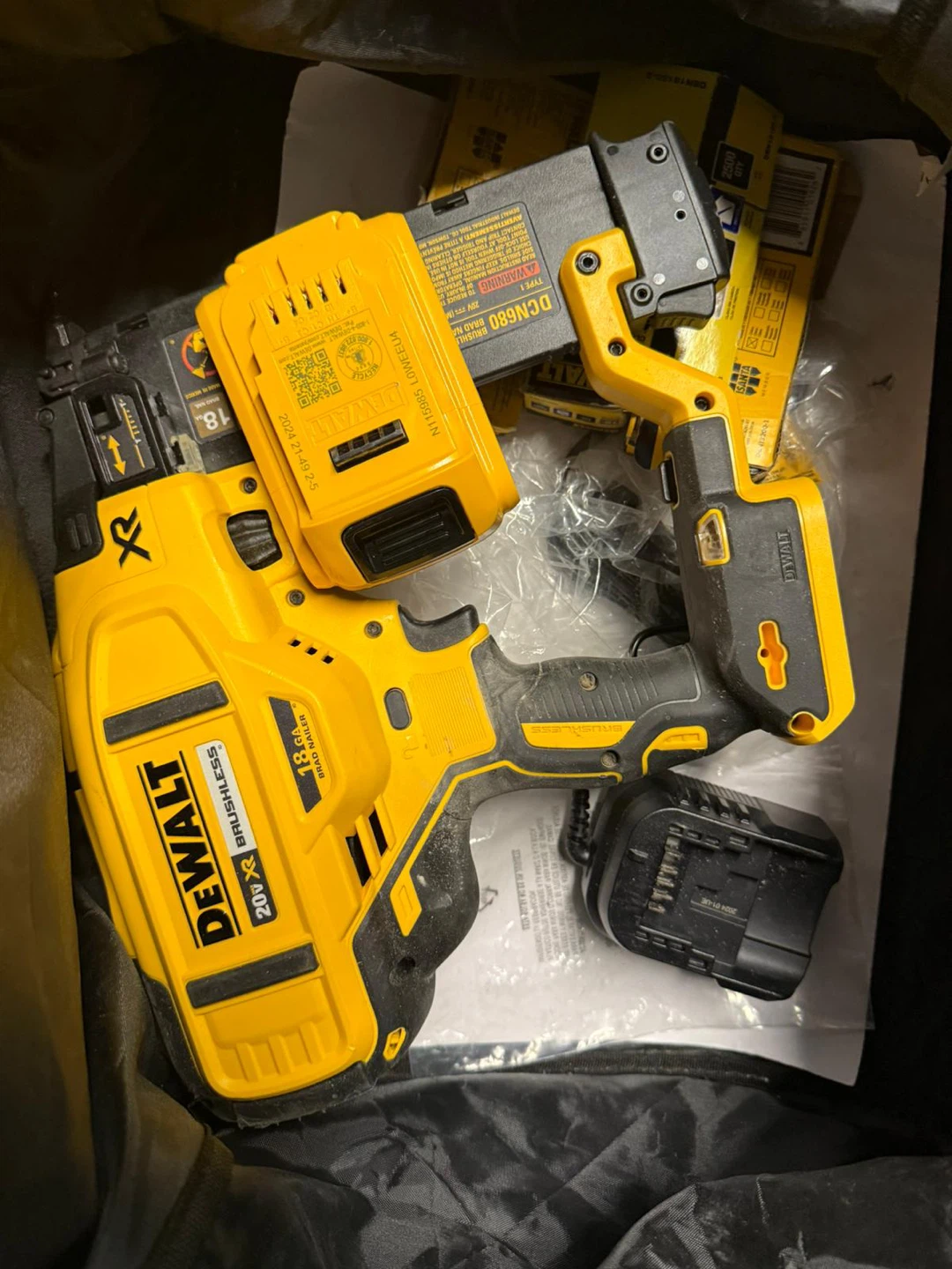 DeWalt 20V XR 18 Gauge Brushless Brad Nailer