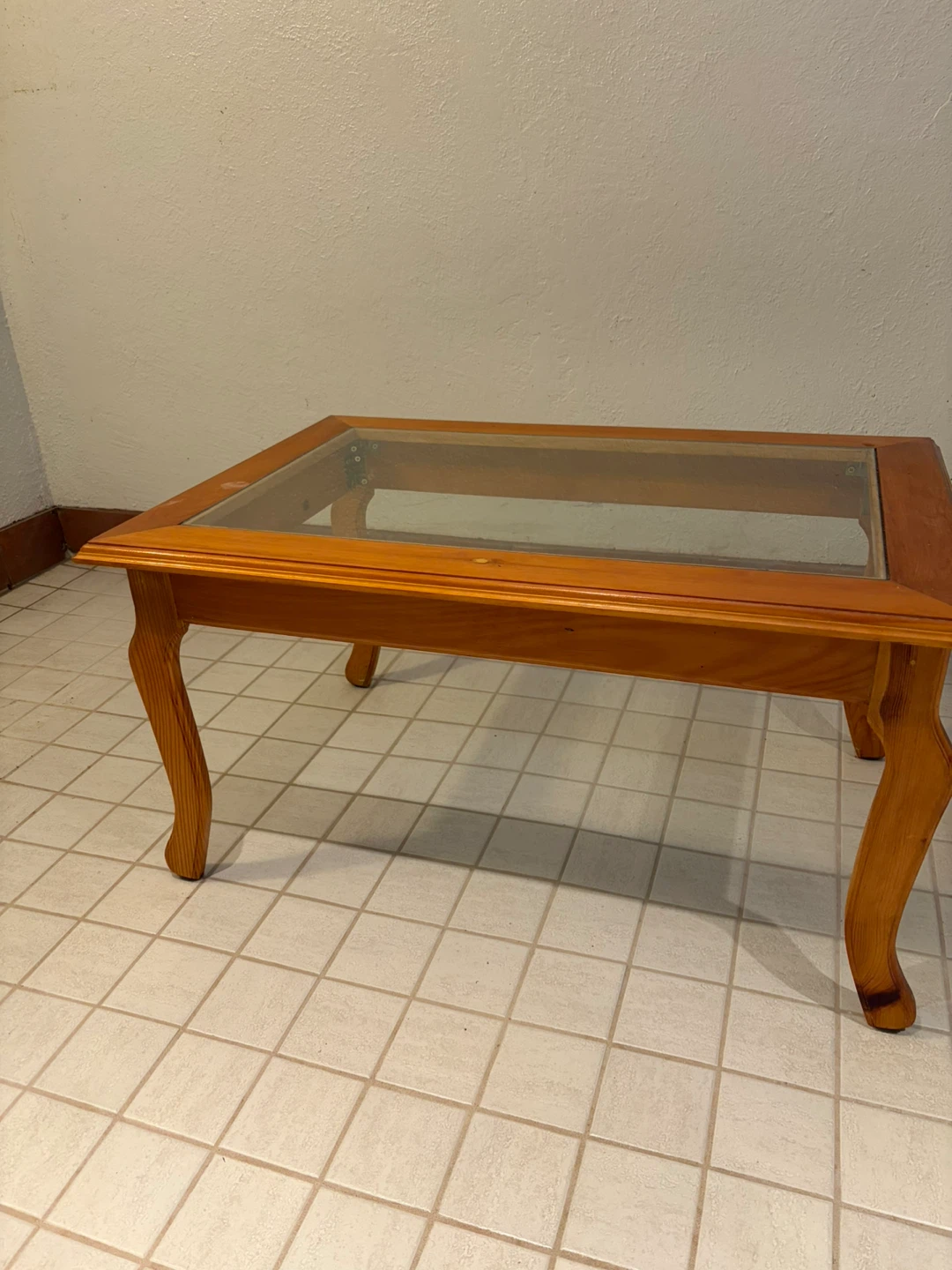 Wooden coffee table with glass top - photo 3
