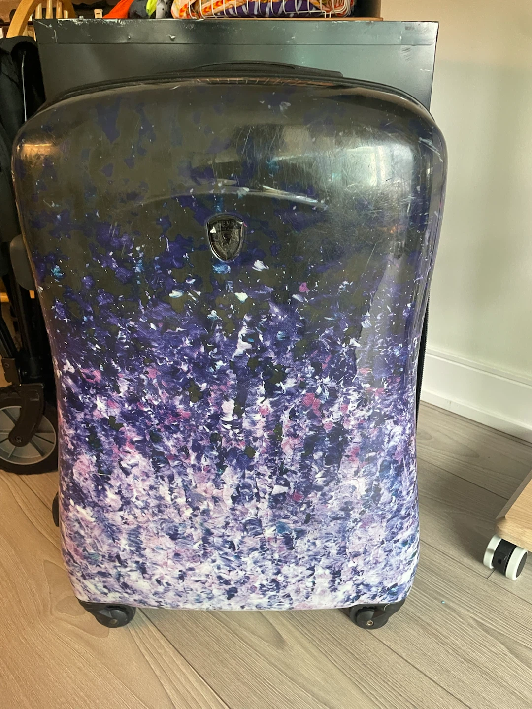Heys hard-shell spinner luggage