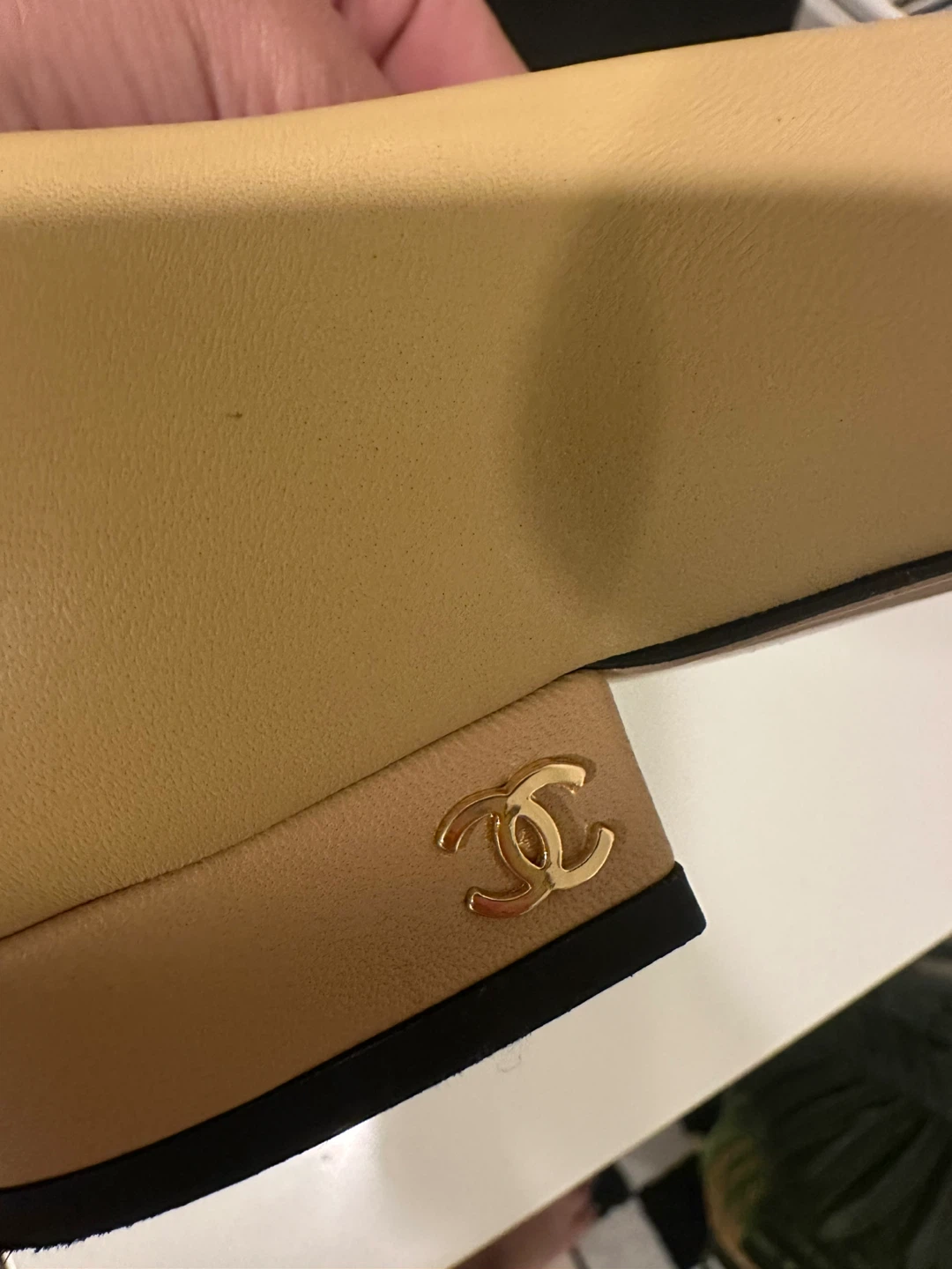 Chanel Beige and Black Leather Ballet Flats - photo 4