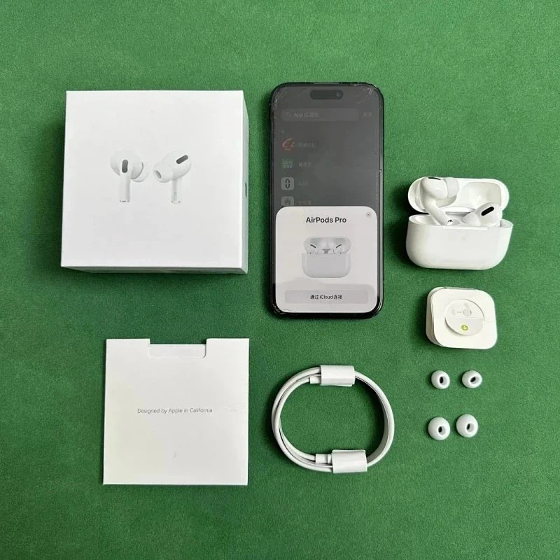 Apple AirPods Pro (3rd Generation)