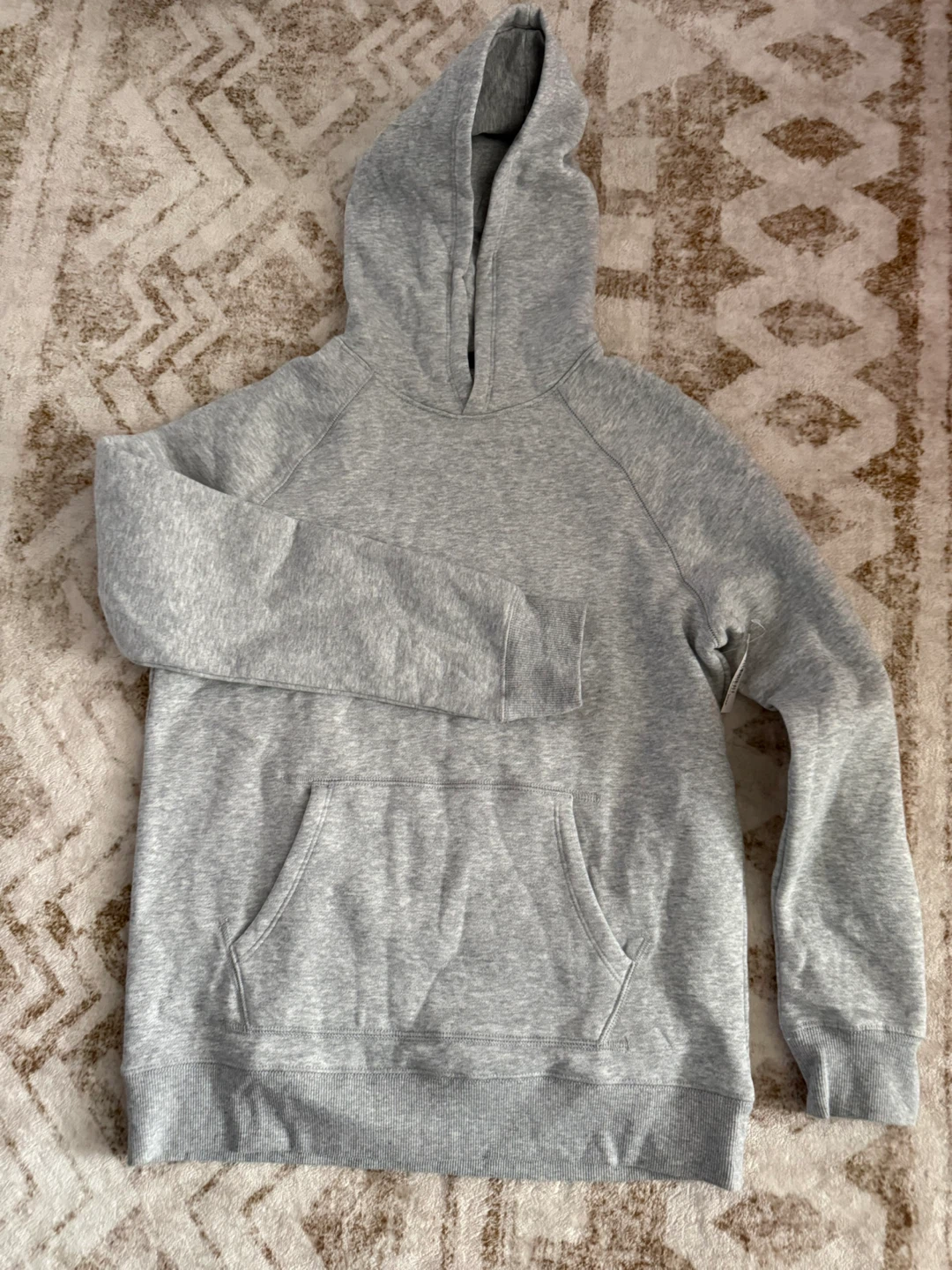 New Amazon Essentials grey hoodie