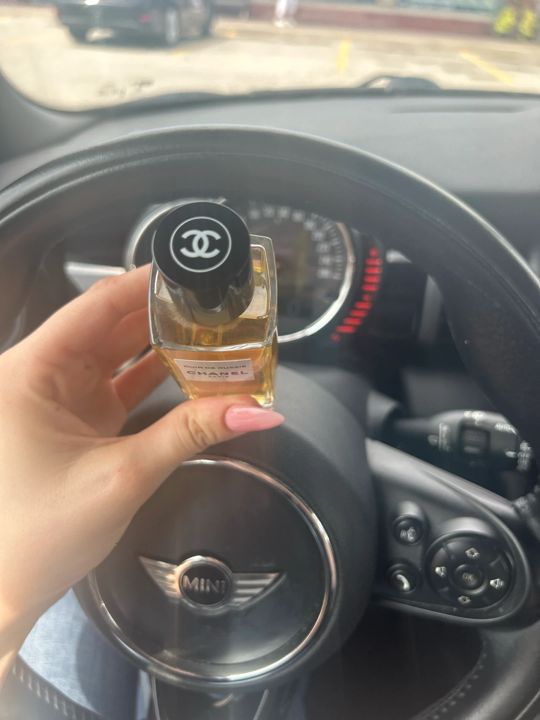 CHANEL Cuir de Russie Eau de Parfum 75 mL — Like New - photo 2