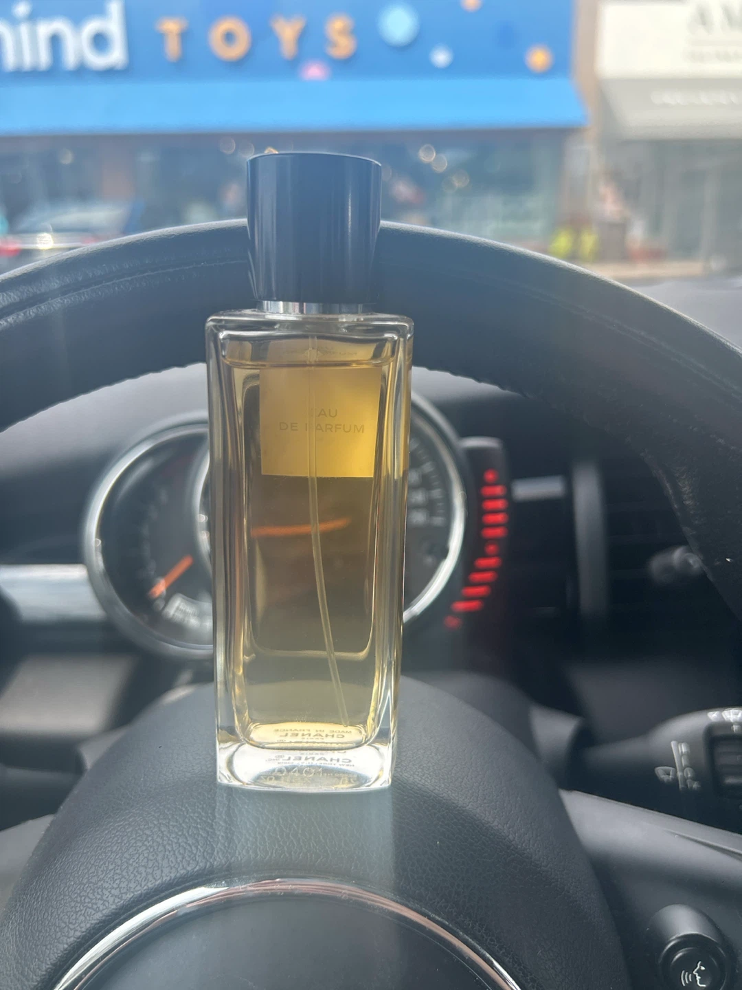 CHANEL Cuir de Russie Eau de Parfum 75 mL — Like New - photo 3