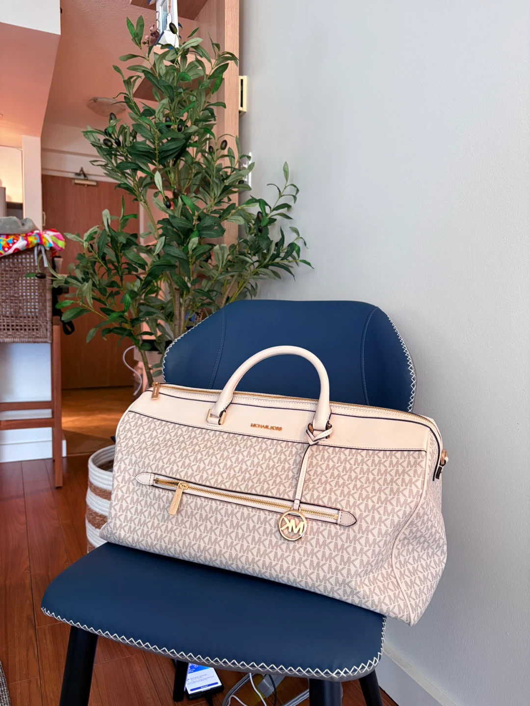 Michael Kors Signature Logo Weekender Bag