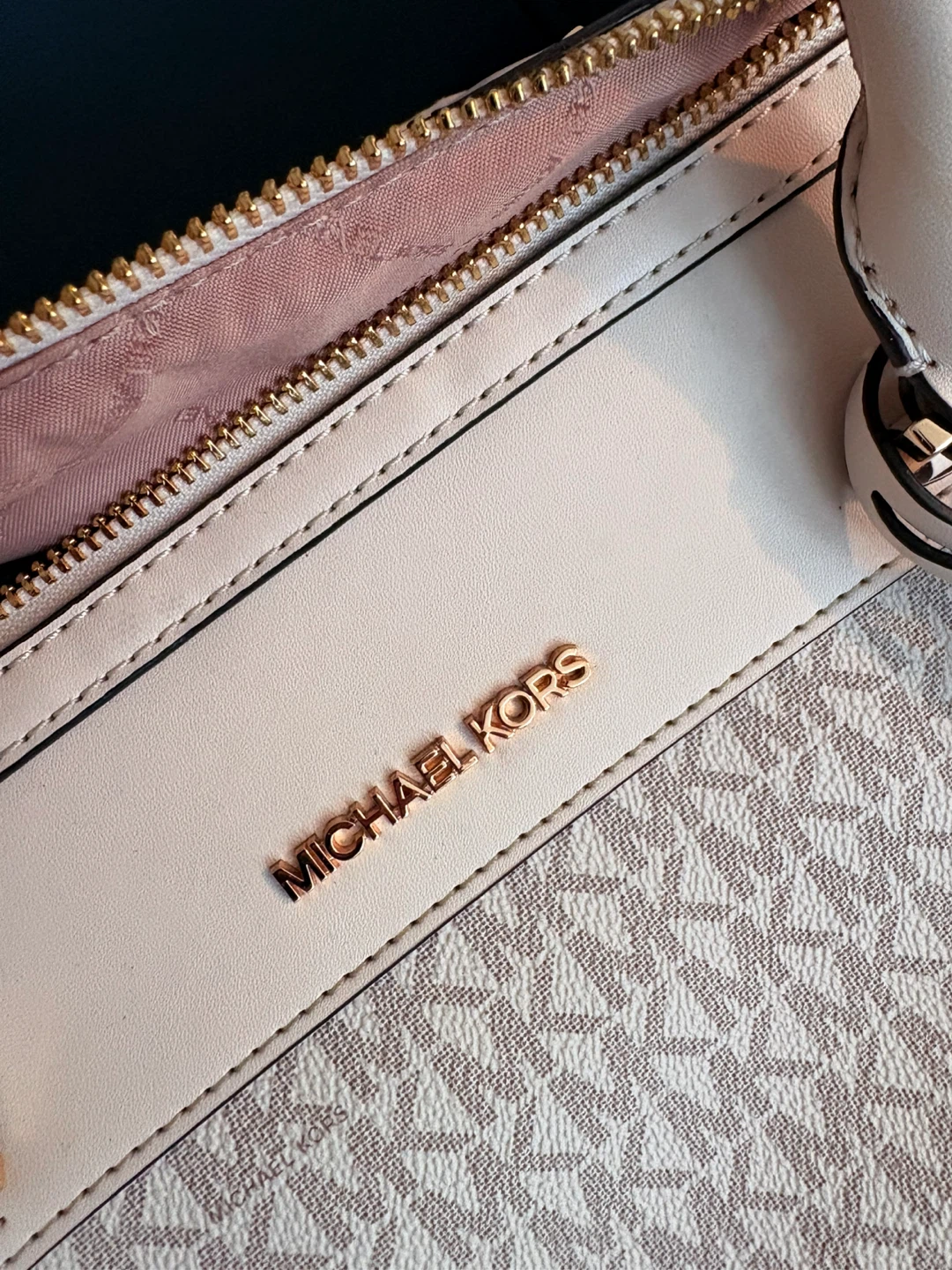 Michael Kors Signature Logo Weekender Bag - photo 4