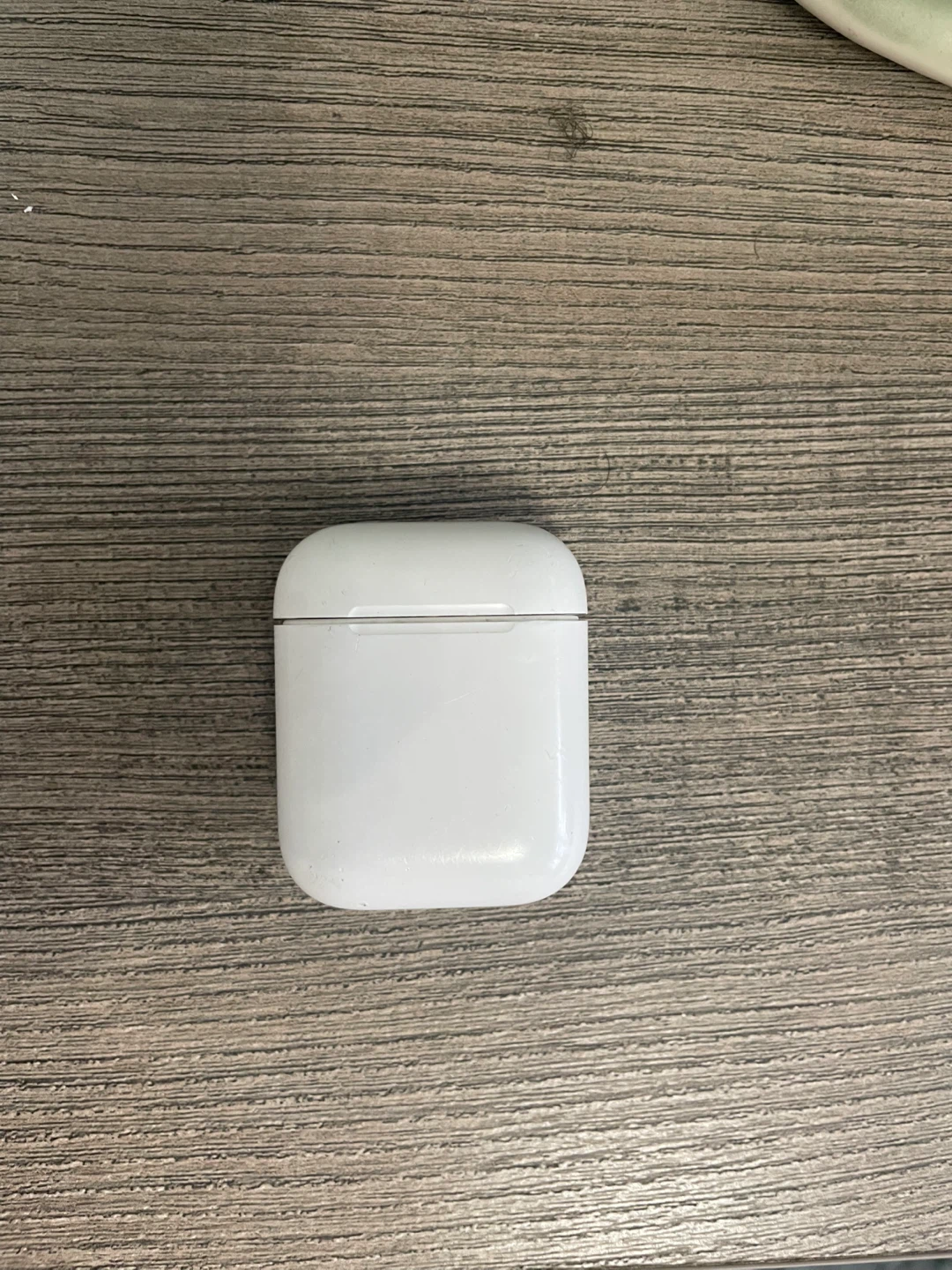 Apple AirPods Charging Case