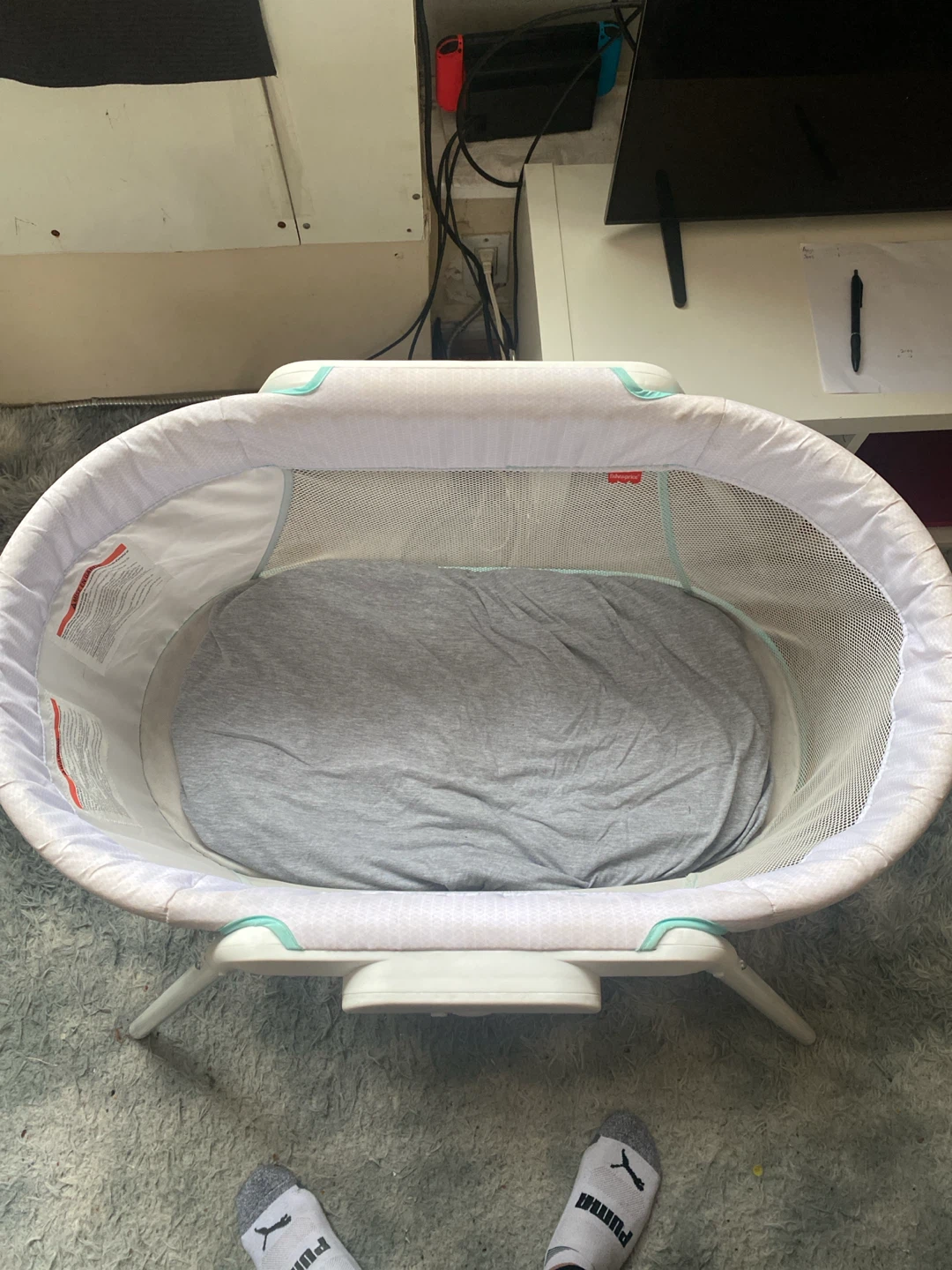 Fisher-Price Soothing Motions Bassinet - photo 2