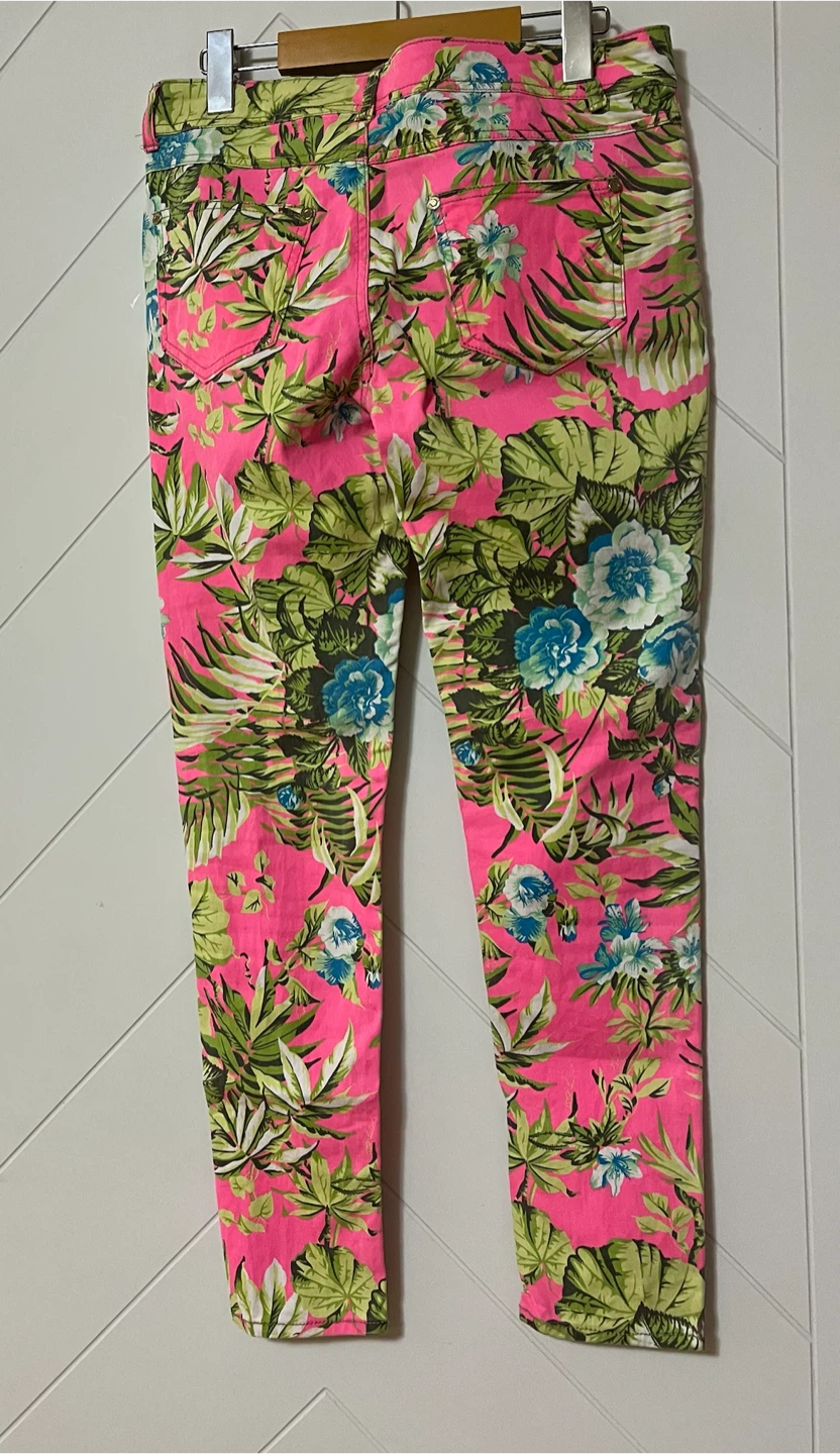 Denim Co. Tropical Floral Ankle Grazer Pants - photo 4