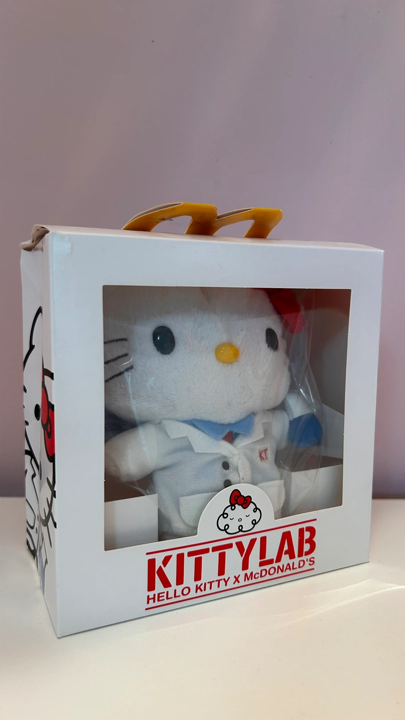Hello Kitty x McDonald's Kittylab Plush Toys - photo 4