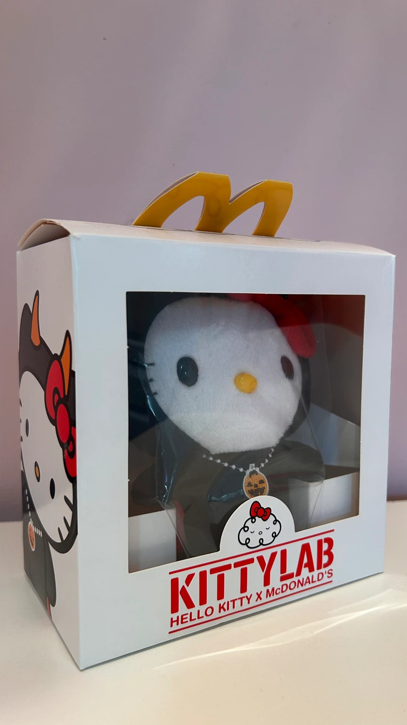 Hello Kitty x McDonald's Kittylab Plush Toys - photo 5
