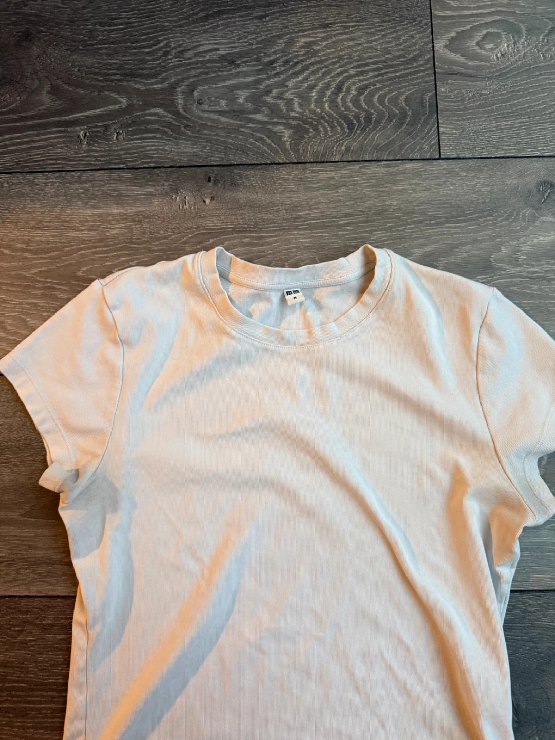 Uniqlo Women's T-Shirt - photo 3