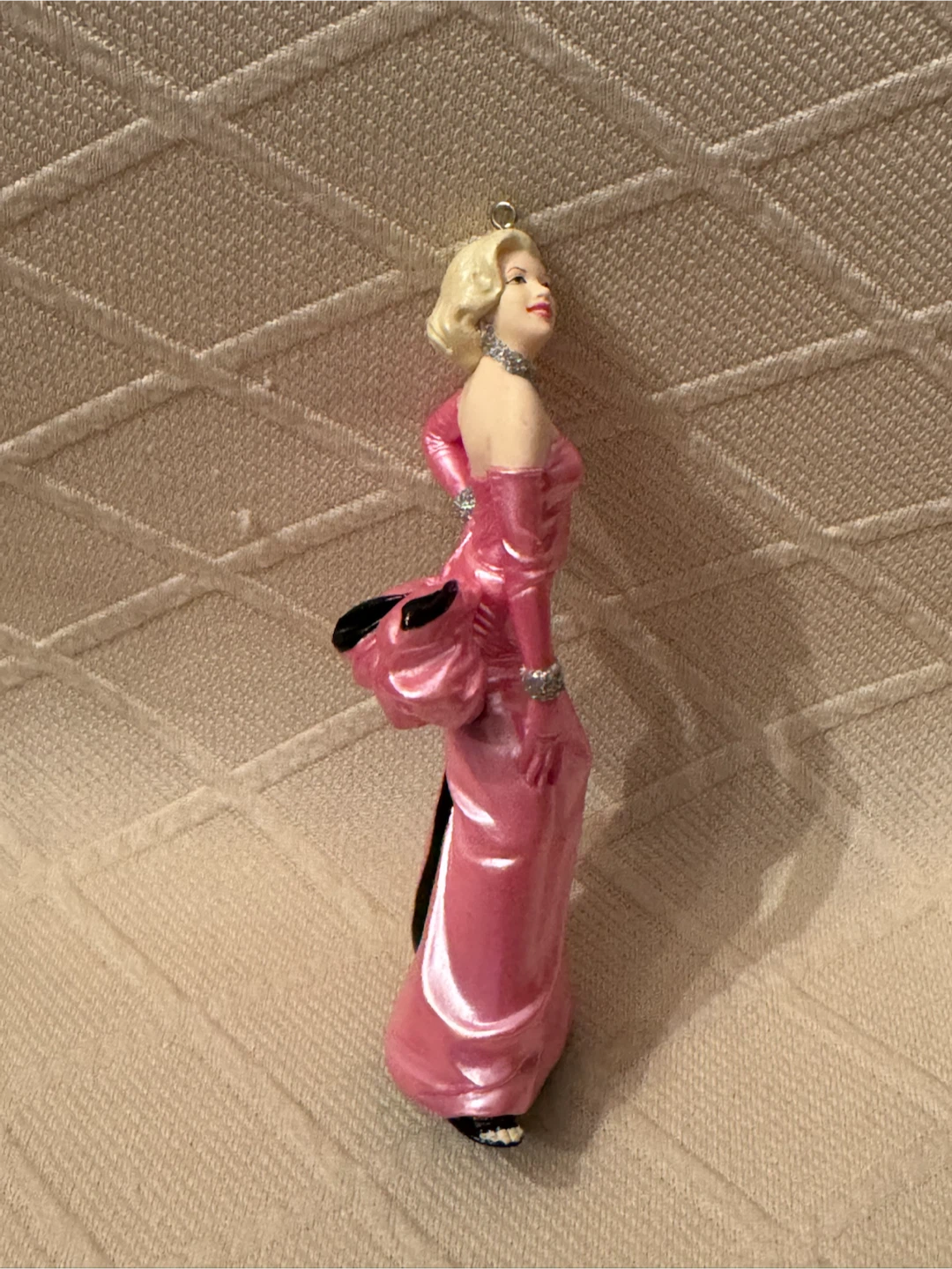 Hallmark Keepsake Marilyn Monroe New Collector's Series Ornament - photo 5