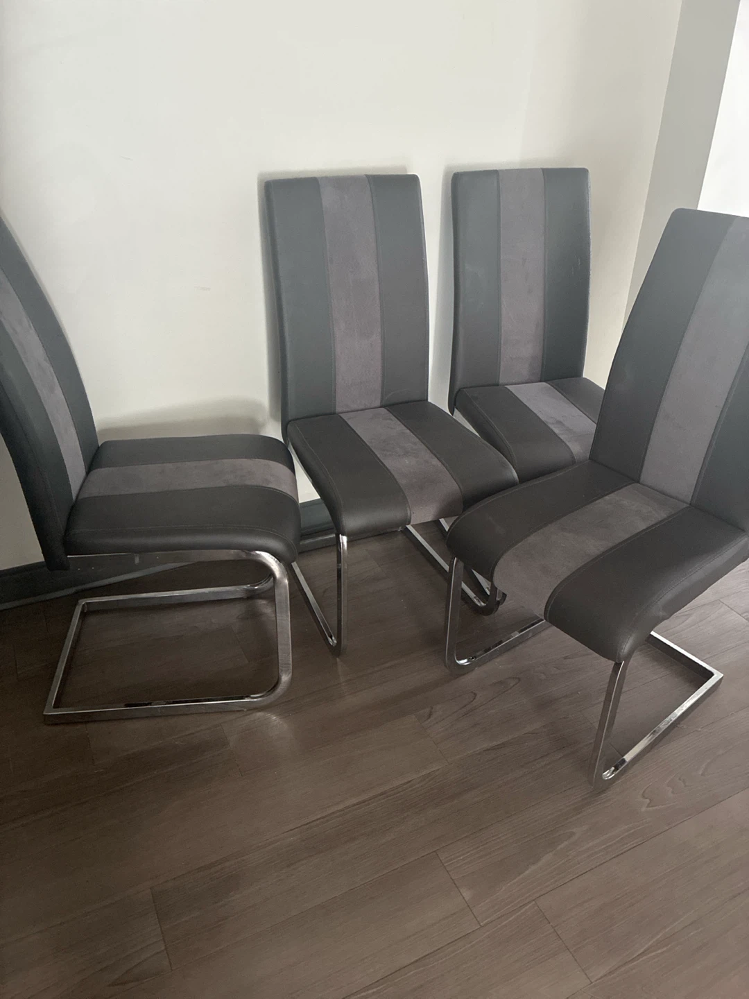Set of 4 Grey Dining Chairs