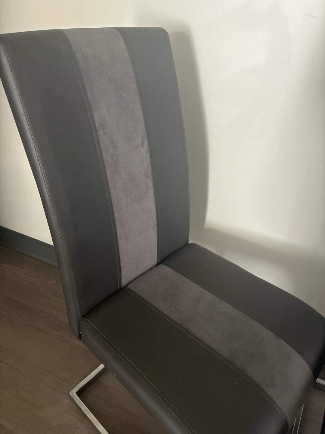 Set of 4 Grey Dining Chairs - photo 2