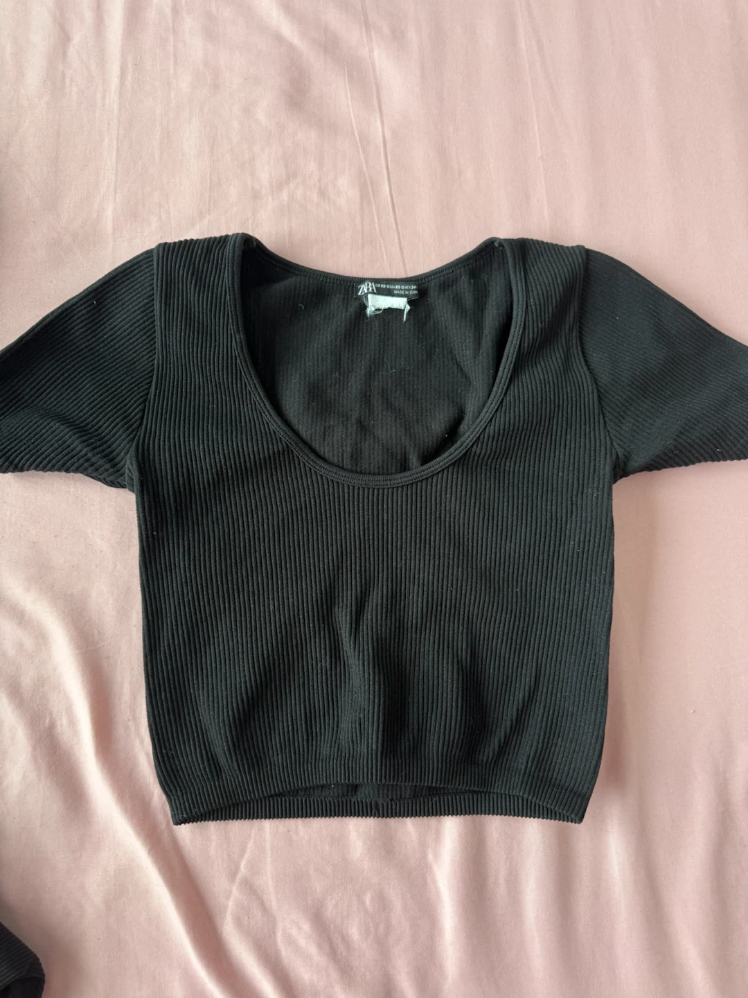 Black Ribbed Cropped Top