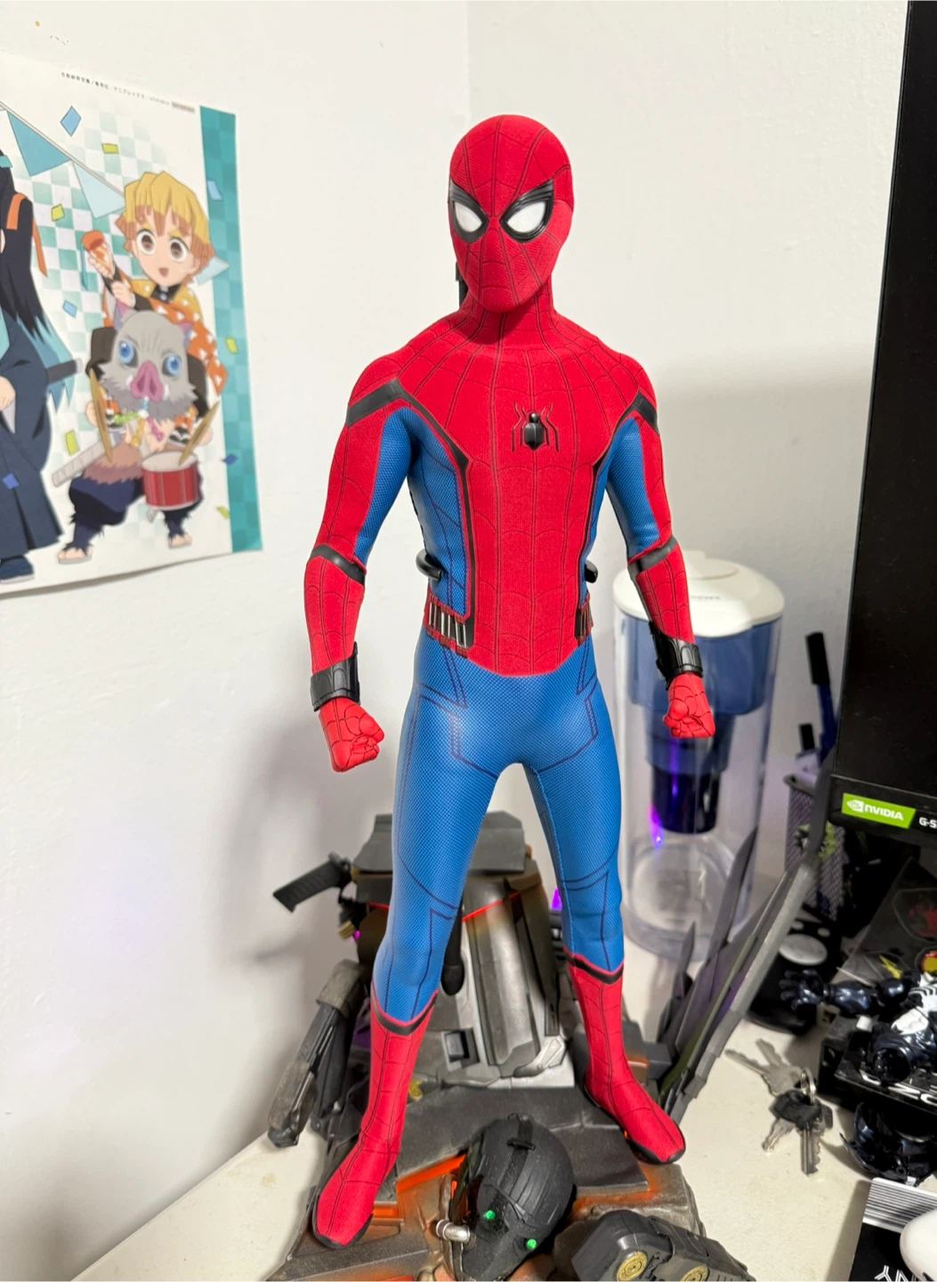 Hot Toys Spider-Man Homecoming 1/4 Scale - photo 2