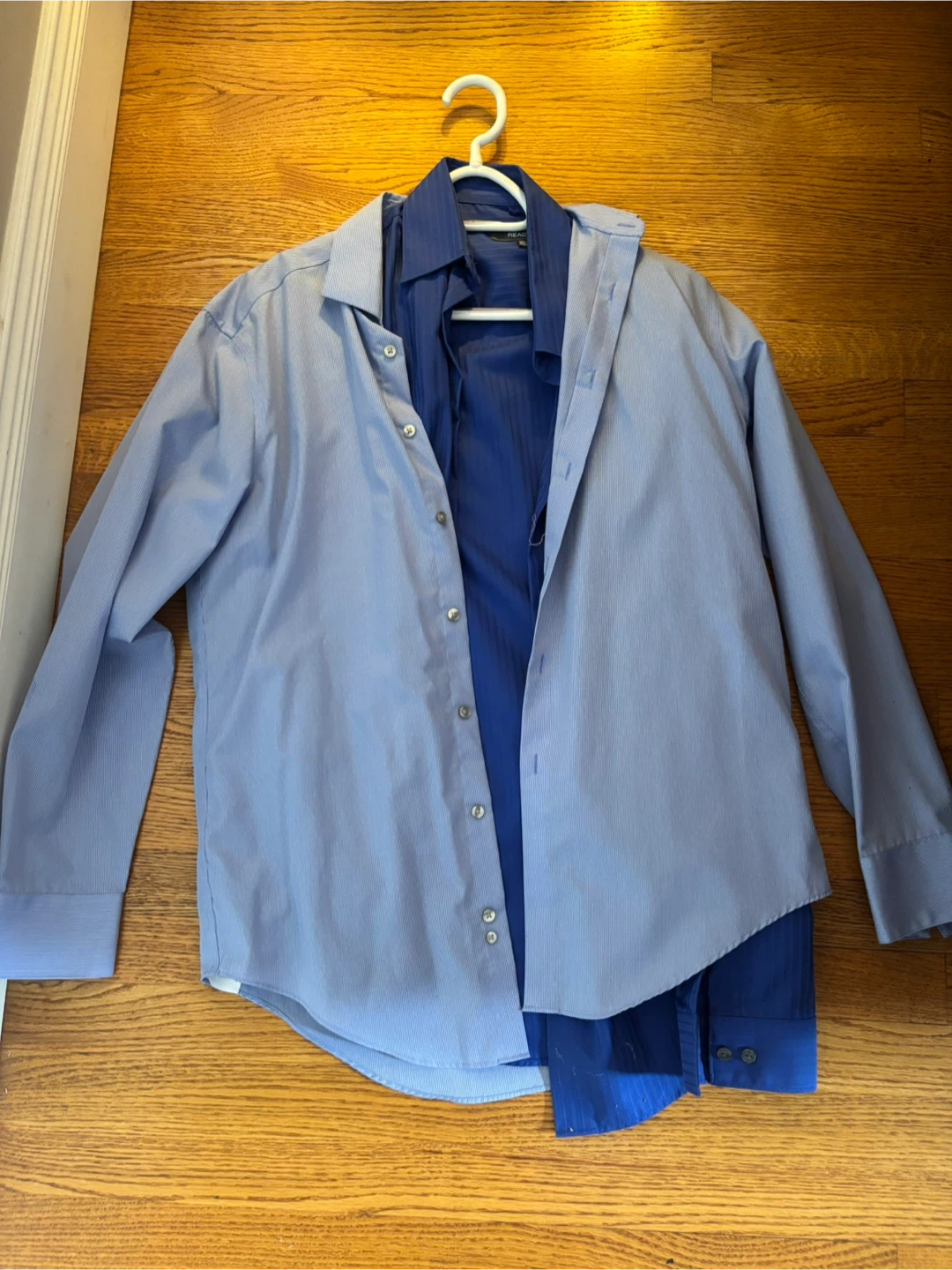Men’s shirts sets of 2 size S/M - photo 4