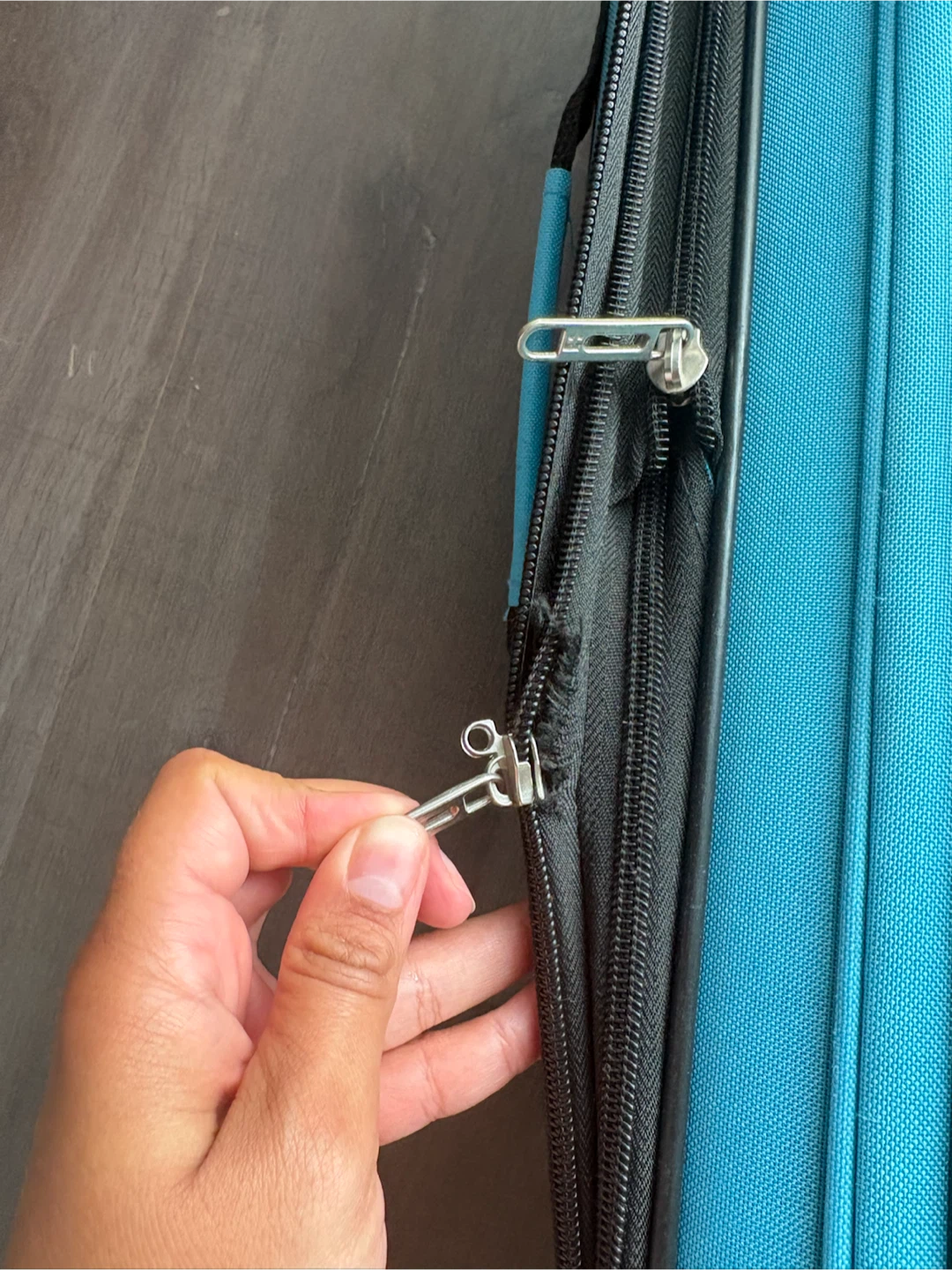 Suitcase - photo 3