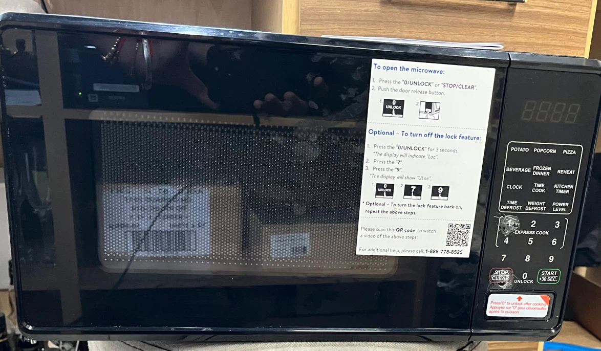 Mainstays 0.7 cu. ft. Microwave Oven