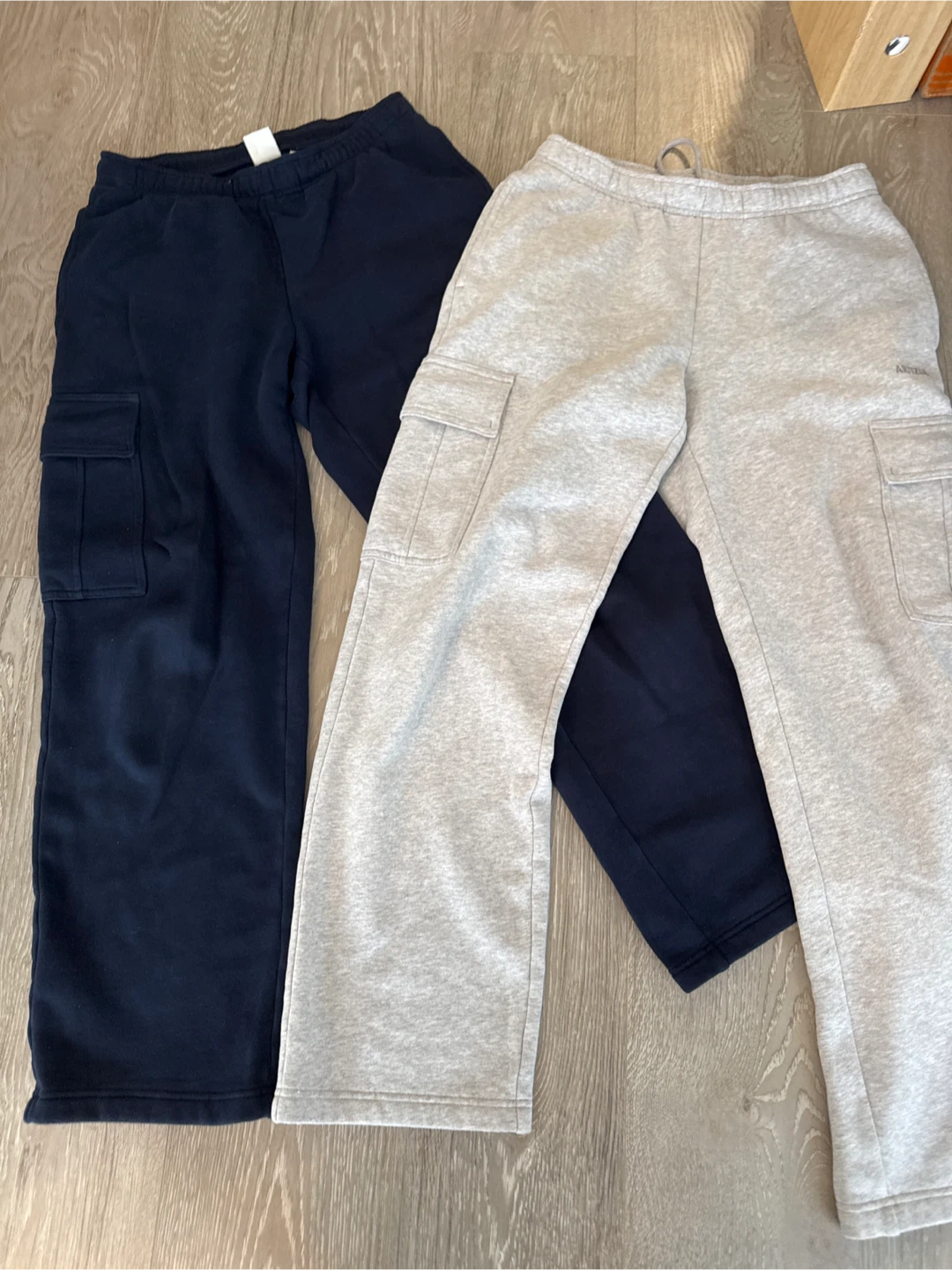 Aritzia Cargo Sweatpants