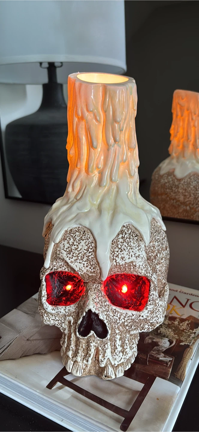 Skull Candle with Red LED Eyes