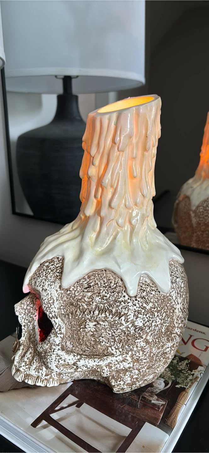 Skull Candle with Red LED Eyes - photo 2
