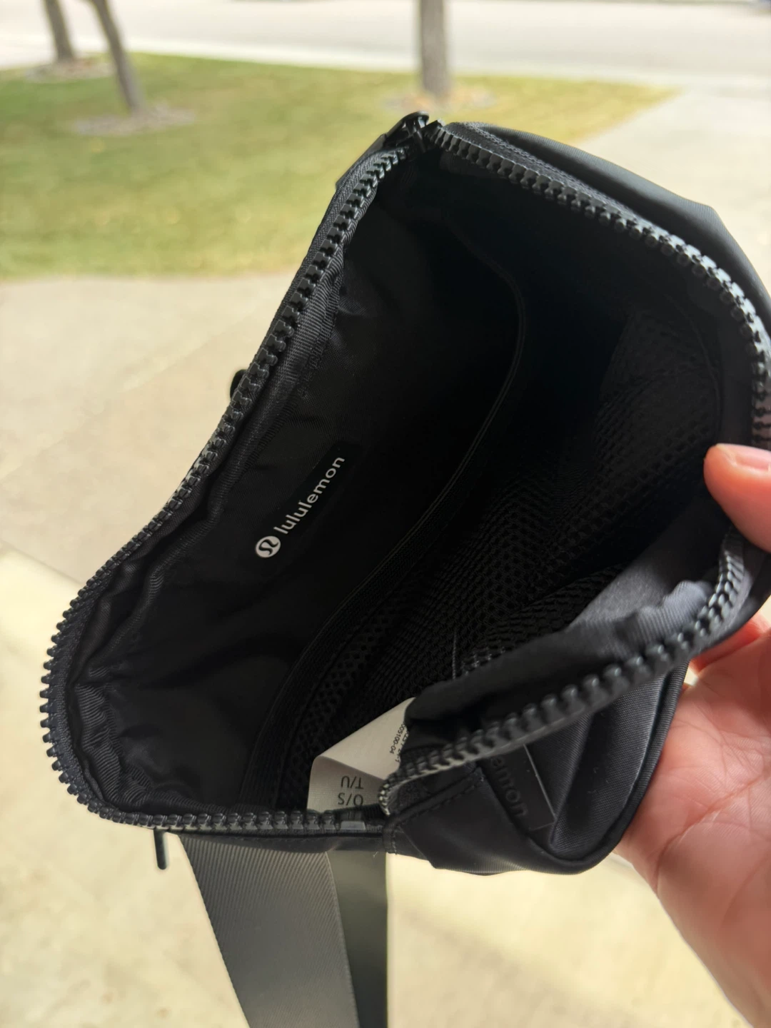 Lululemon Belt Bag - photo 4