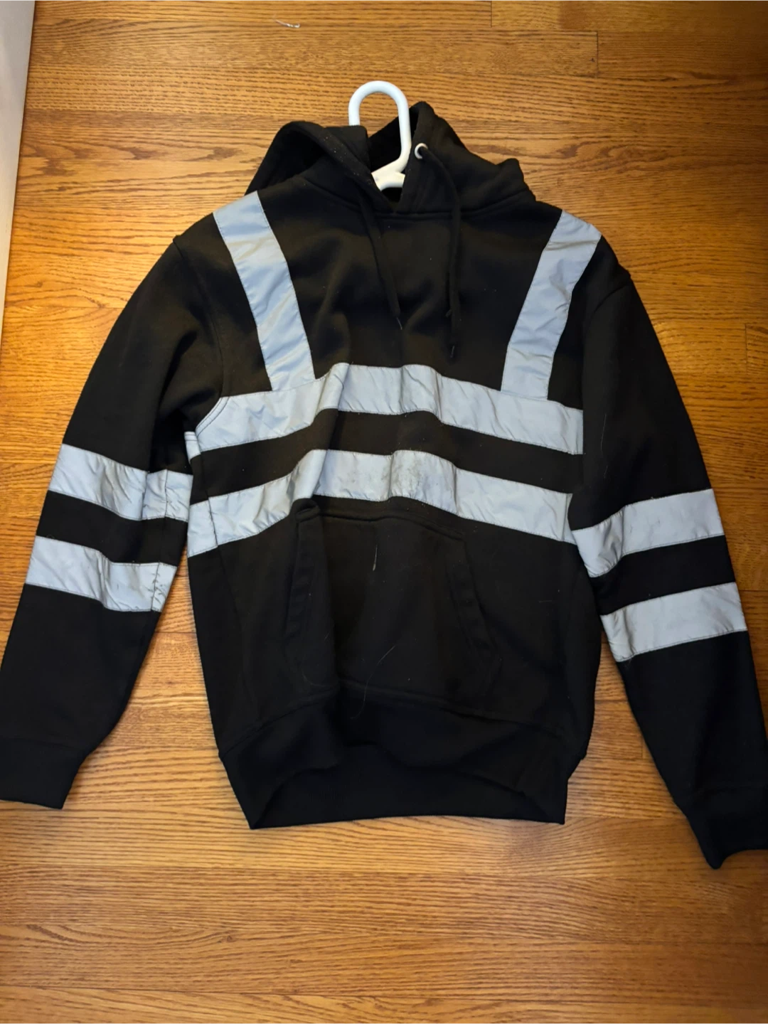 Reflective sweatop with hood size S