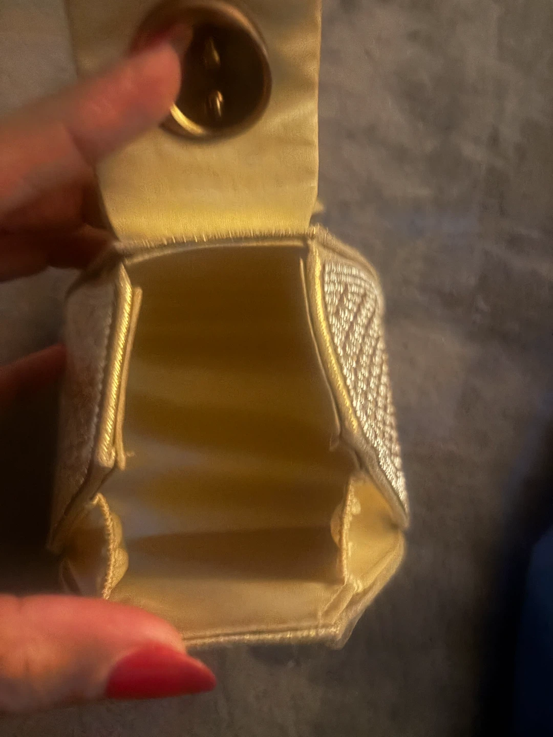Verano Hill gold rhinestone clutch - photo 4
