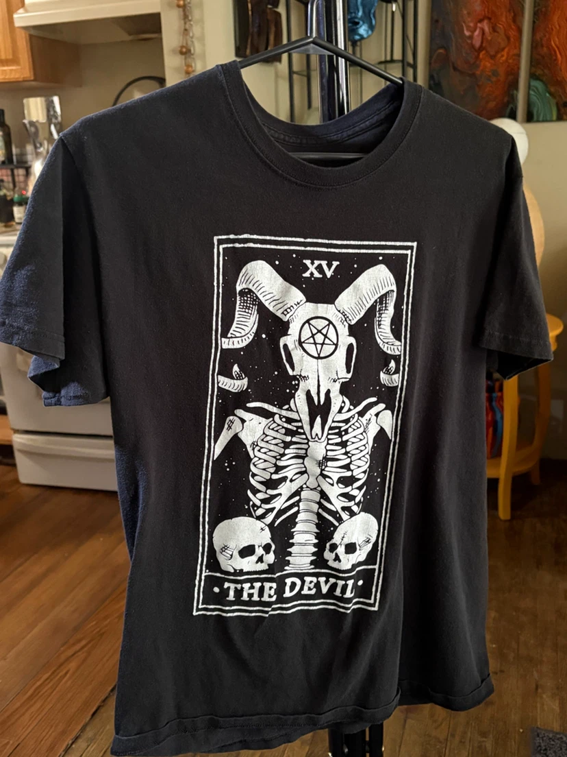 Black T-Shirt "The Devil" Tarot Card Graphic