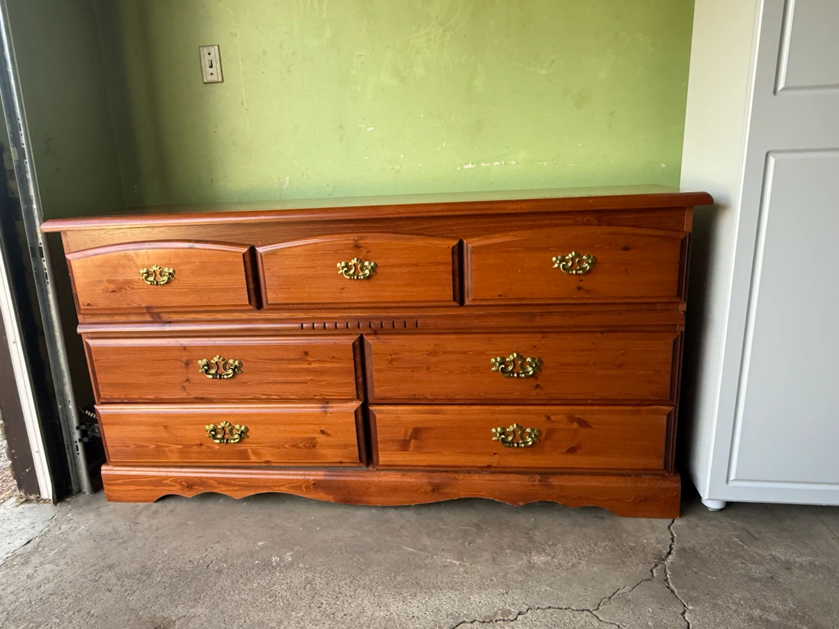 Wooden Dresser with 7 Drawers - photo 2