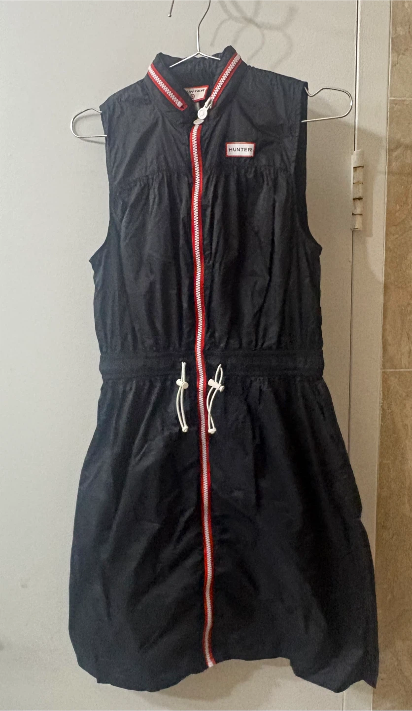 New Hunter for Target Limited  Black Packable Hooded Dress S