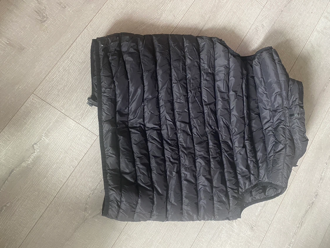 Decathlon Puffer Vest - Black - Size S - photo 4