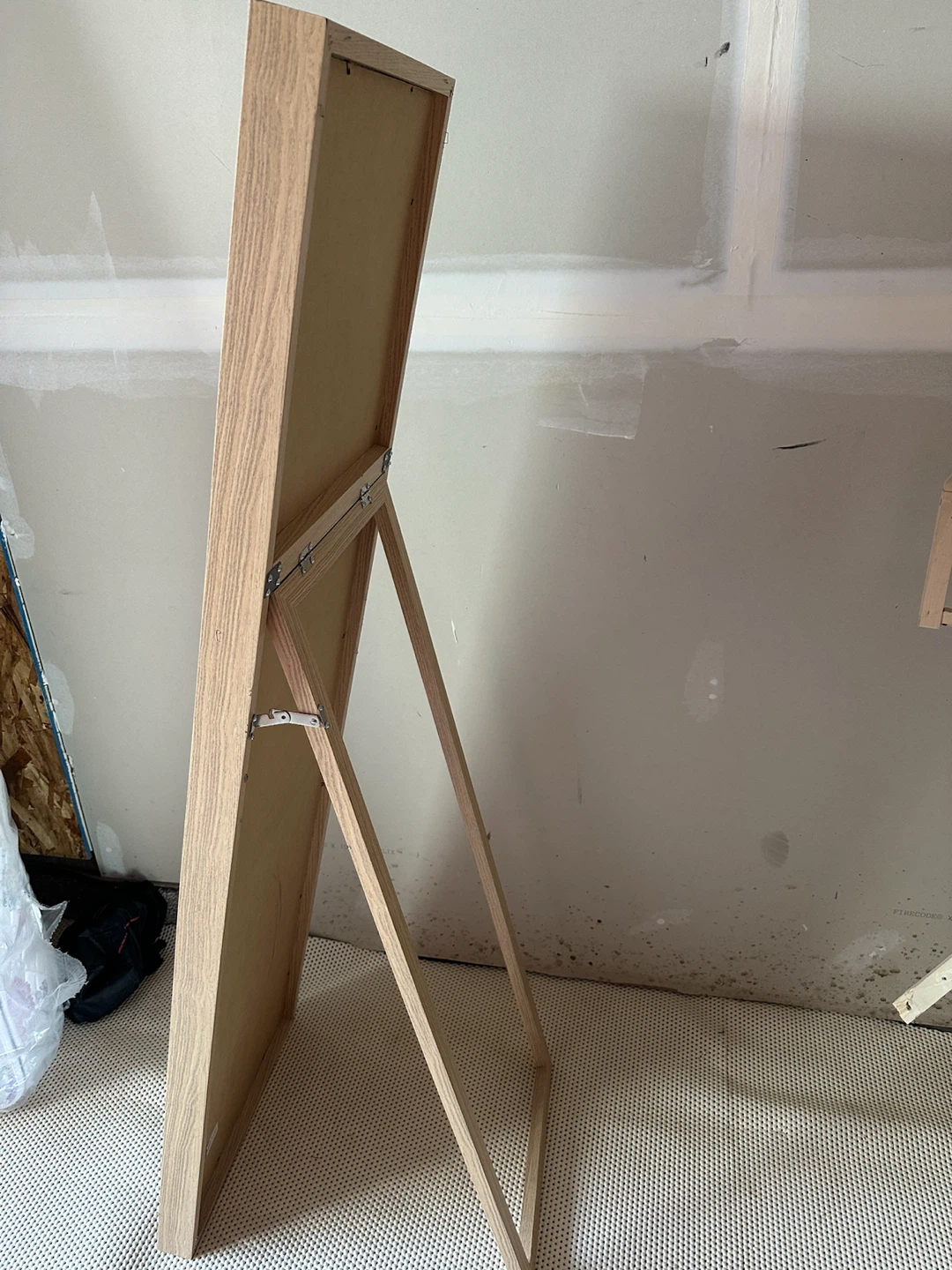 Full-Length Standing Mirror – Natural Wood Frame - photo 2