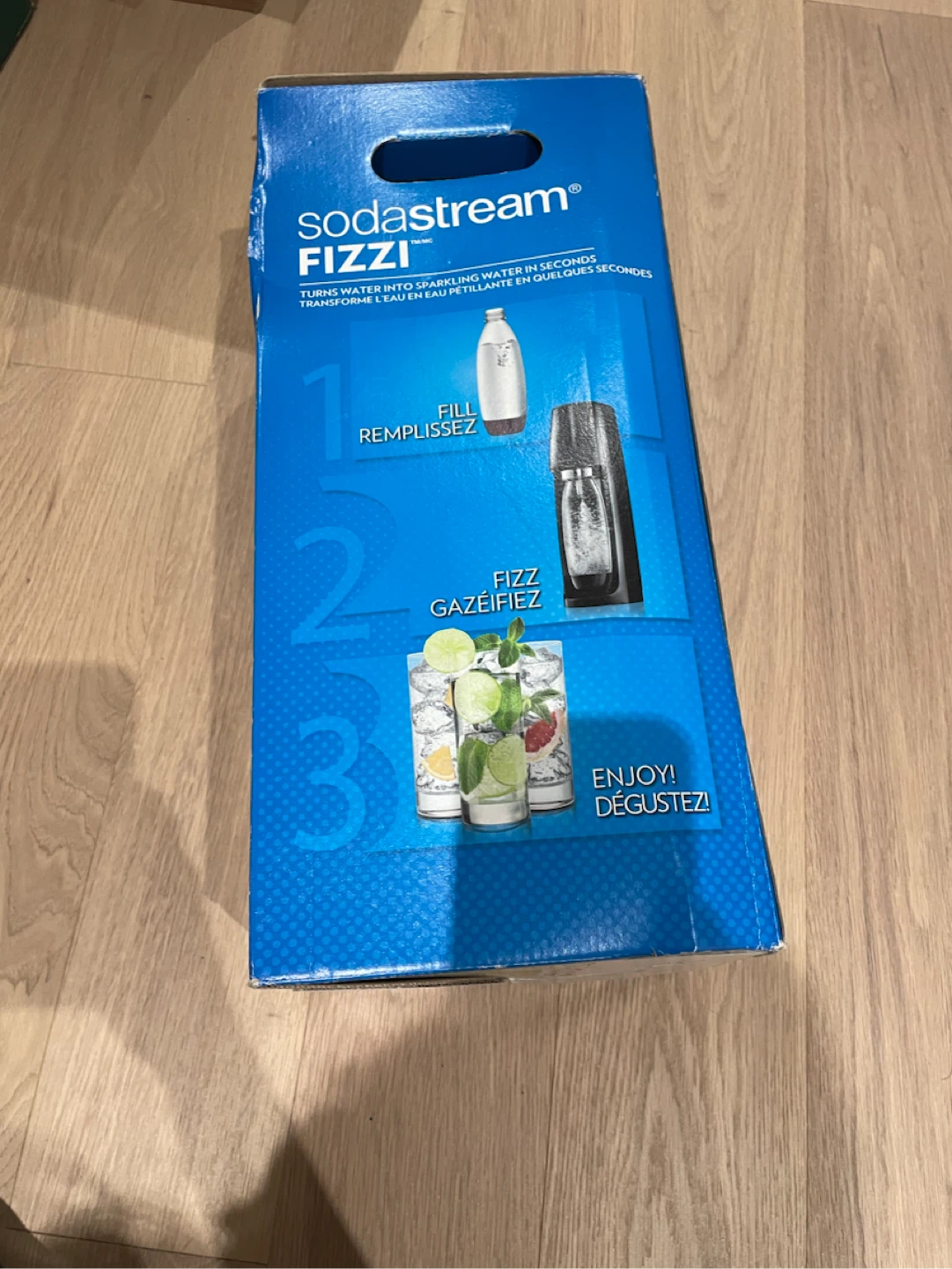 SodaStream Fizzi Sparkling Water Maker - photo 2